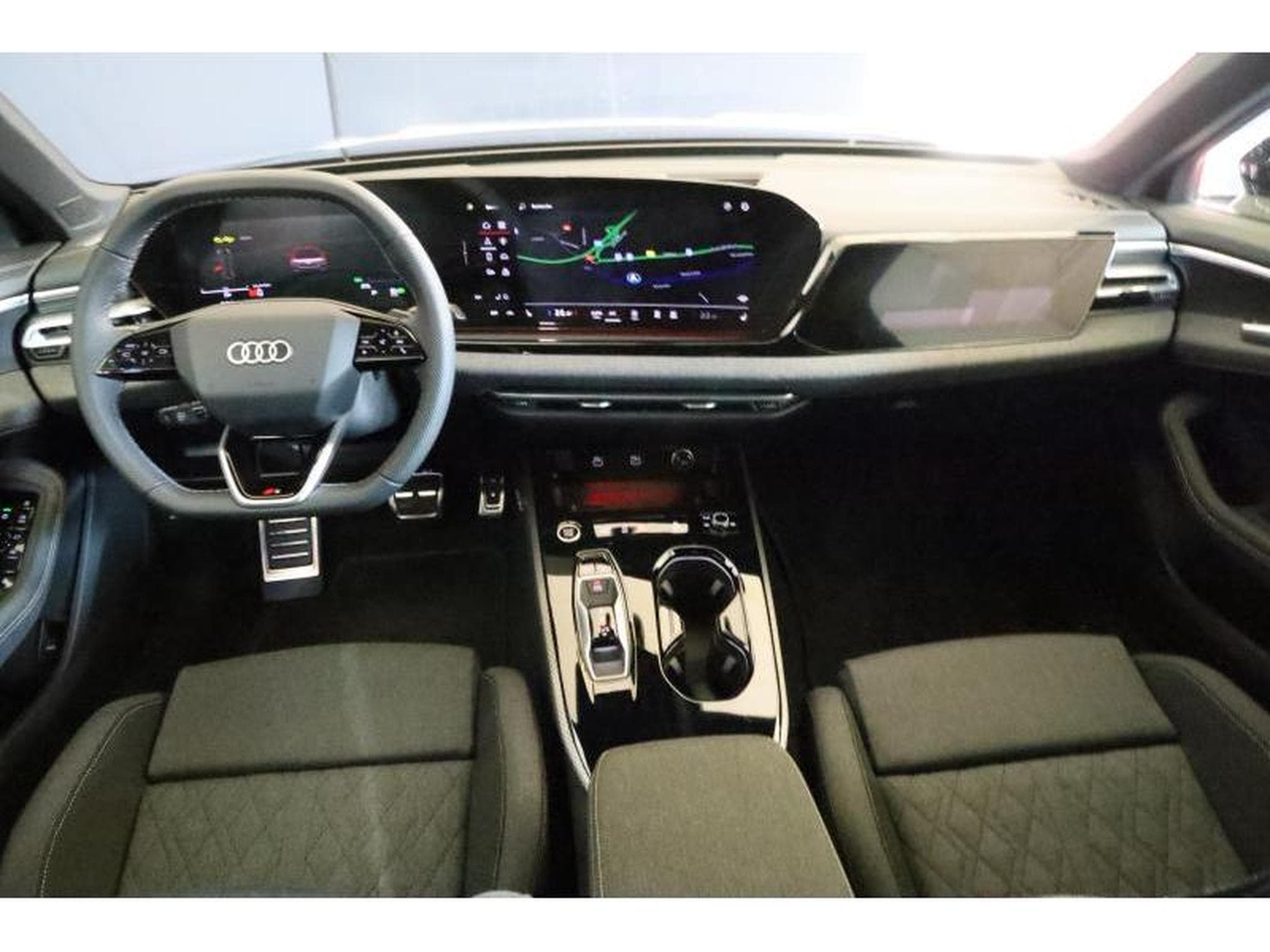 Audi A5 Avant (2025) - Photo 2