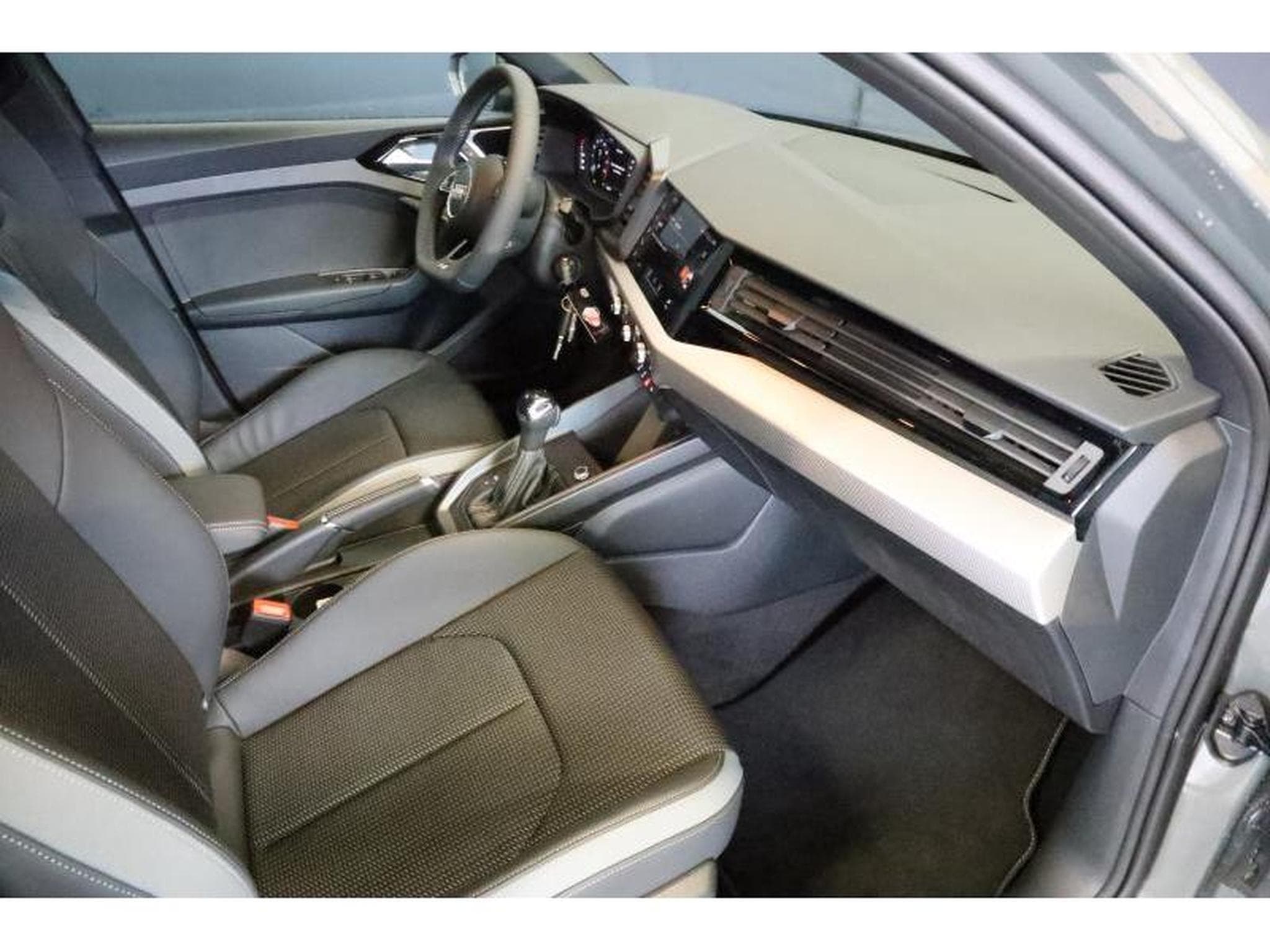 Audi A1 Advanced (2026) - Photo 9