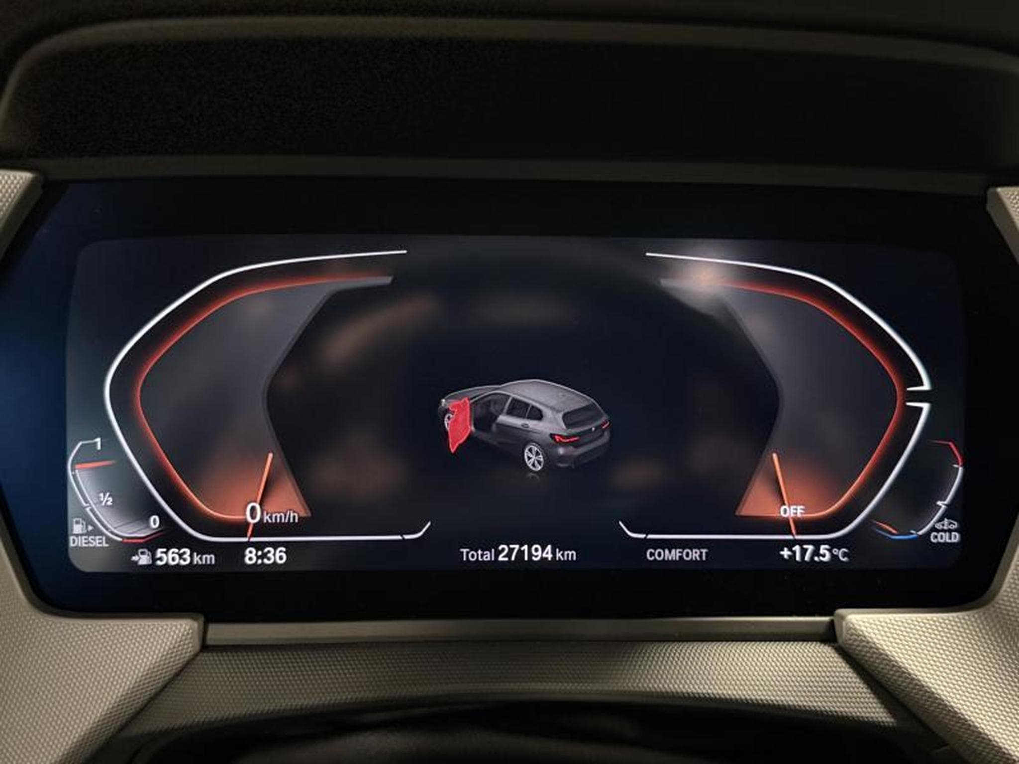 BMW 116 ADVANTAGE DKG7 (2023) - Foto 12