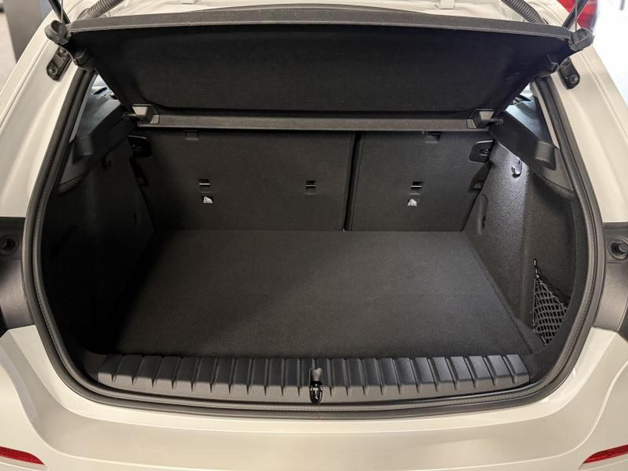 BMW 116 ADVANTAGE DKG7 (2023) - Foto 13