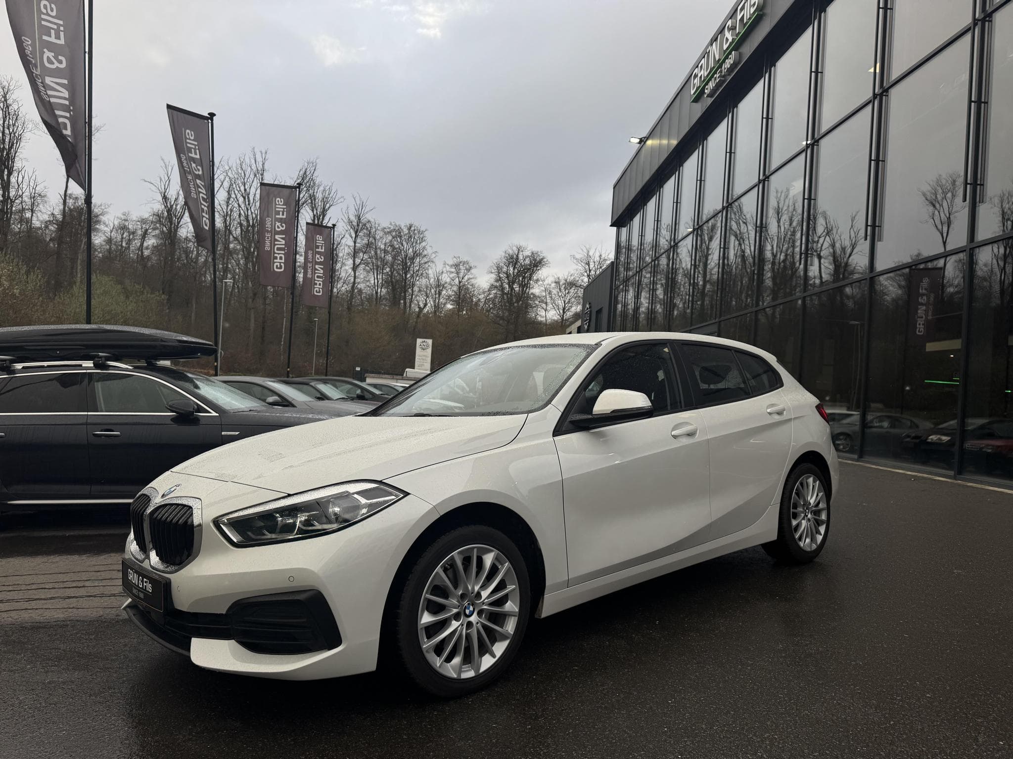 BMW 116 ADVANTAGE DKG7 (2023) - Photo 2