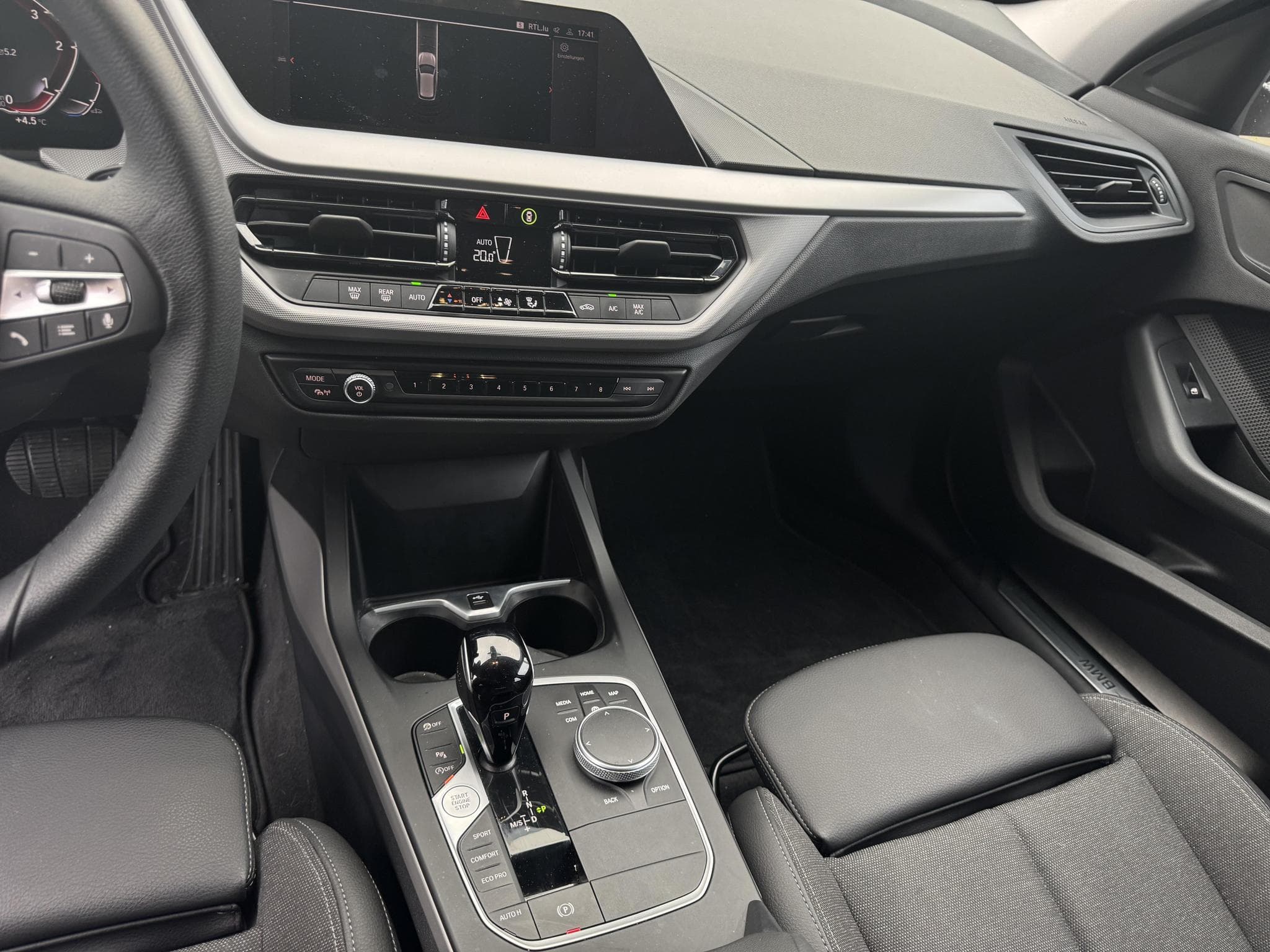 BMW 116 ADVANTAGE DKG7 (2023) - Photo 7