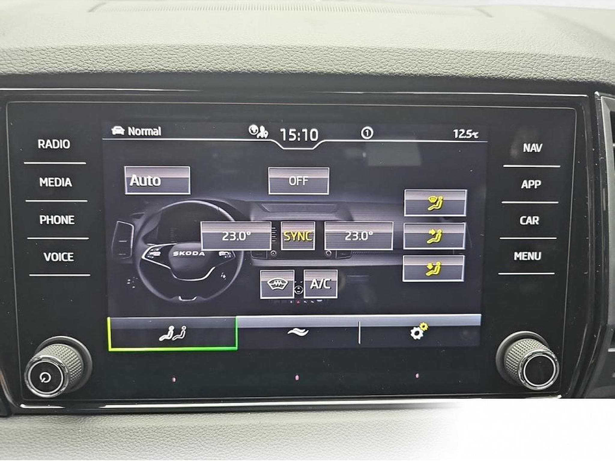 Skoda Karoq (2026) - Foto 10