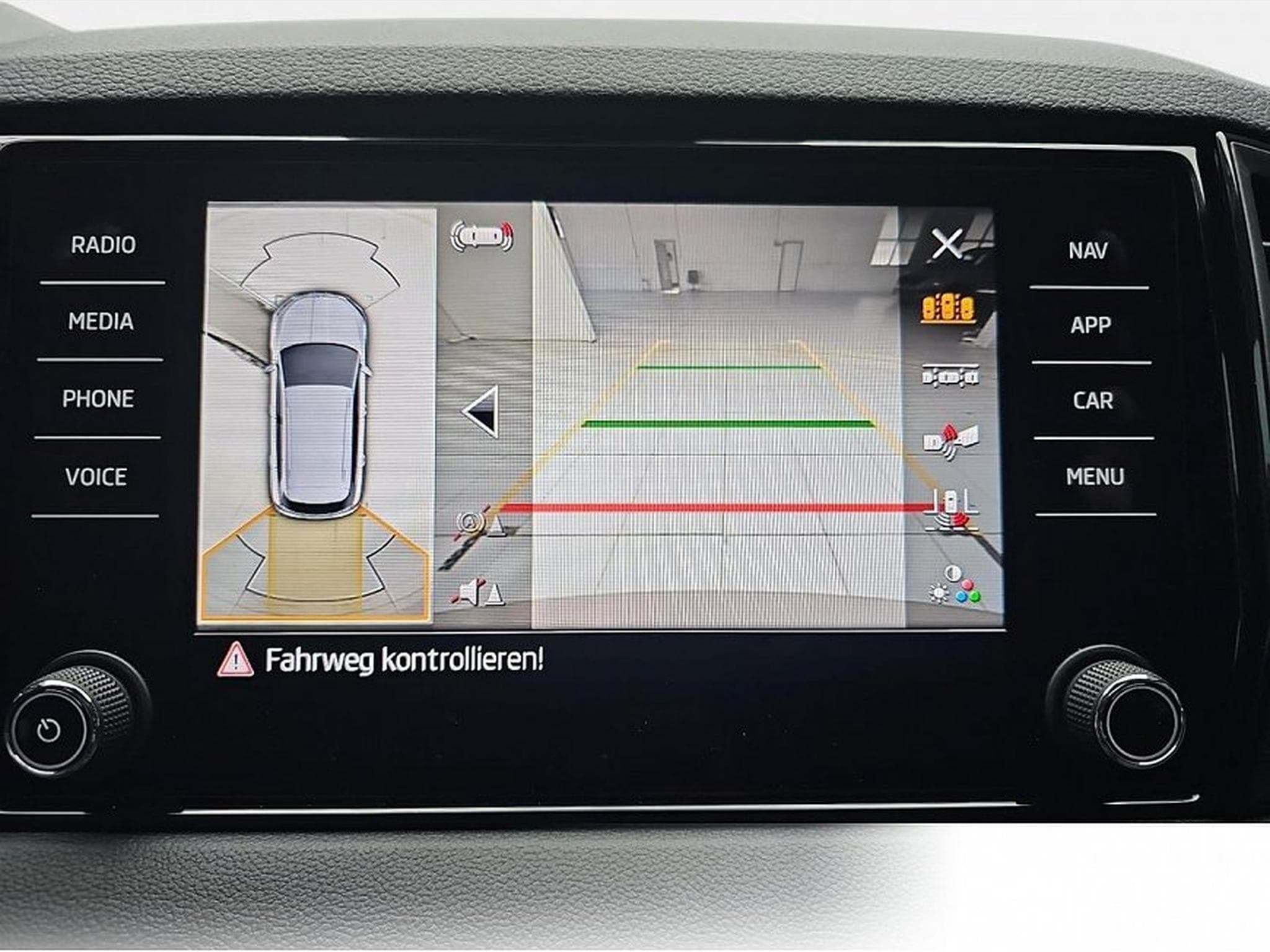 Skoda Karoq (2026) - Foto 9