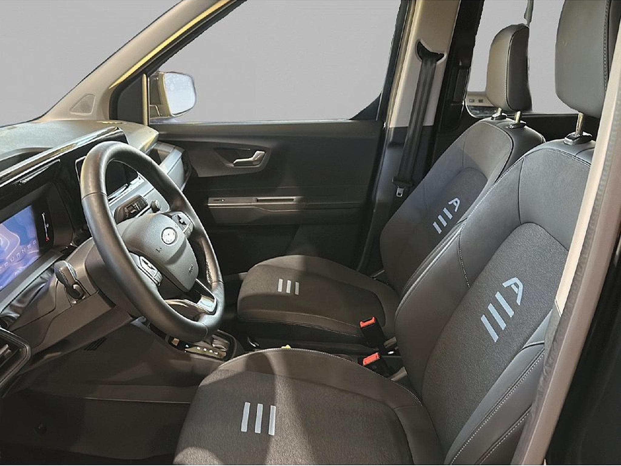 Ford Tourneo (2026) - Photo 5