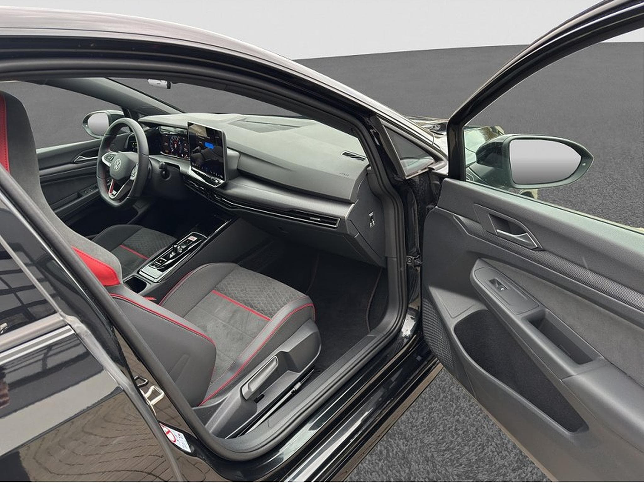 VW Golf (2025) - Photo 25