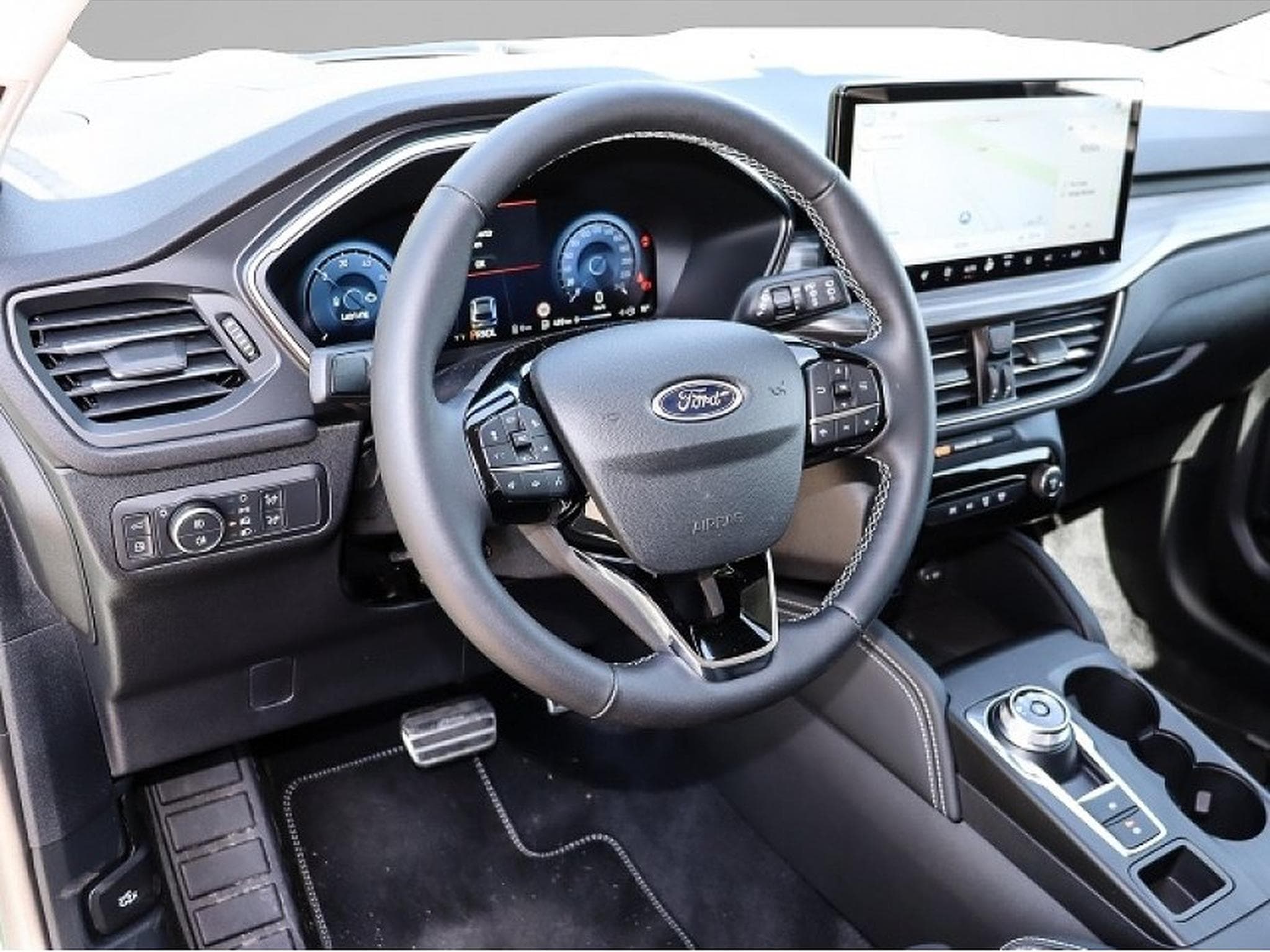 Ford Kuga (2024) - Photo 3