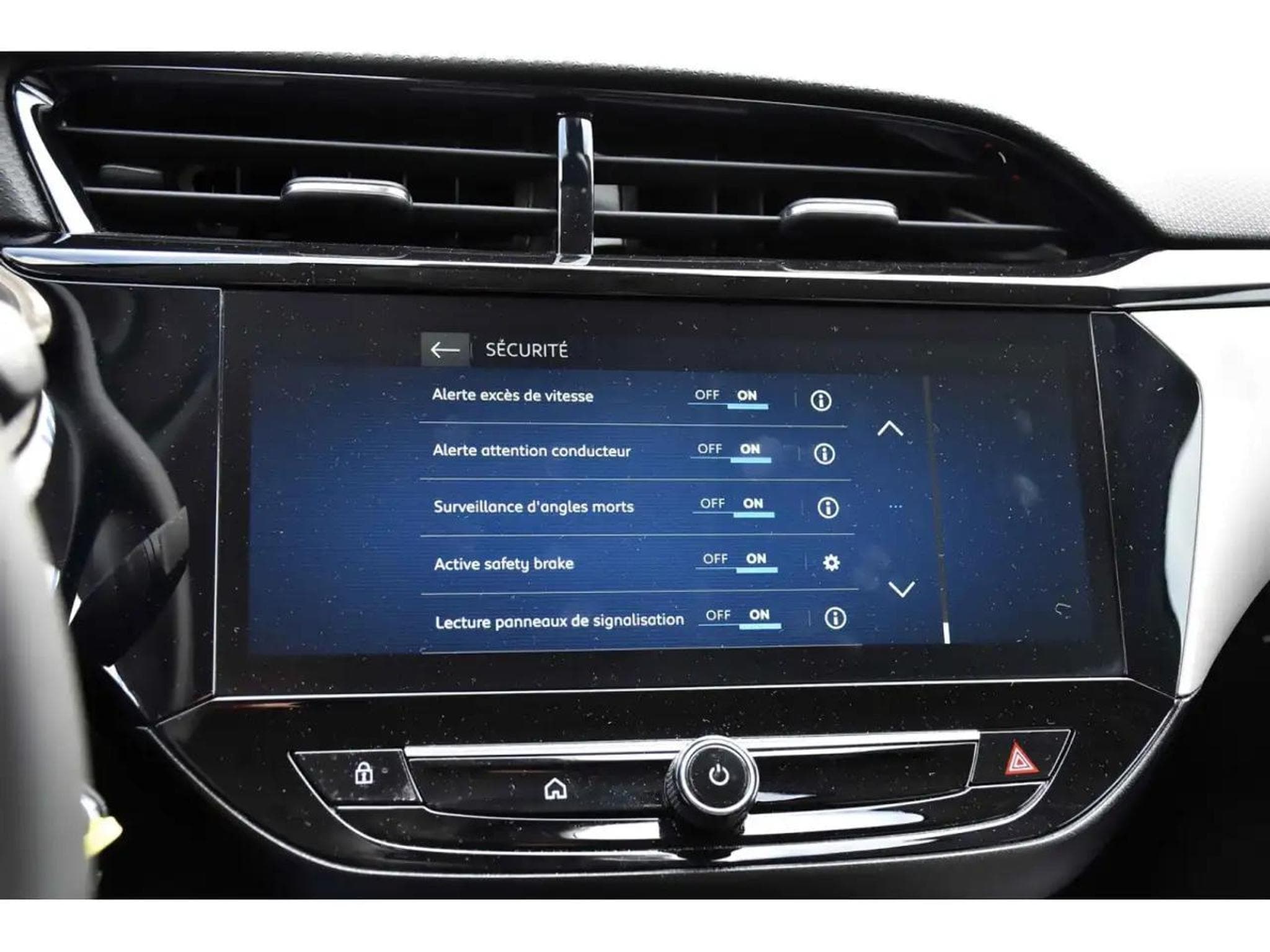 Opel Corsa (2025) - Photo 12