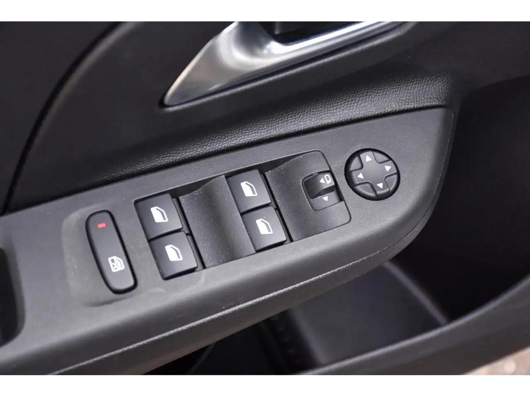 Opel Corsa (2025) - Photo 18