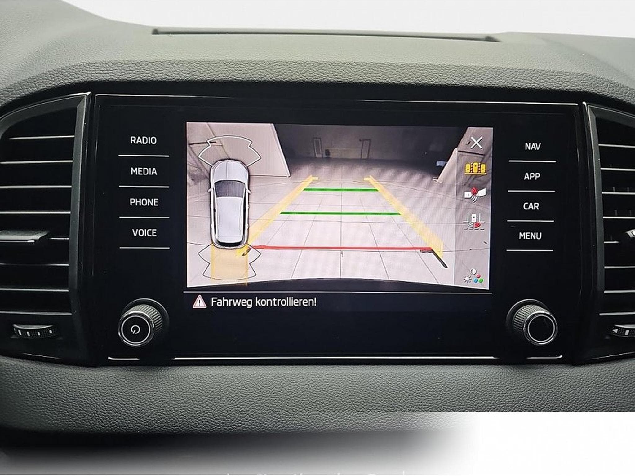 Skoda Karoq (2026) - Foto 9