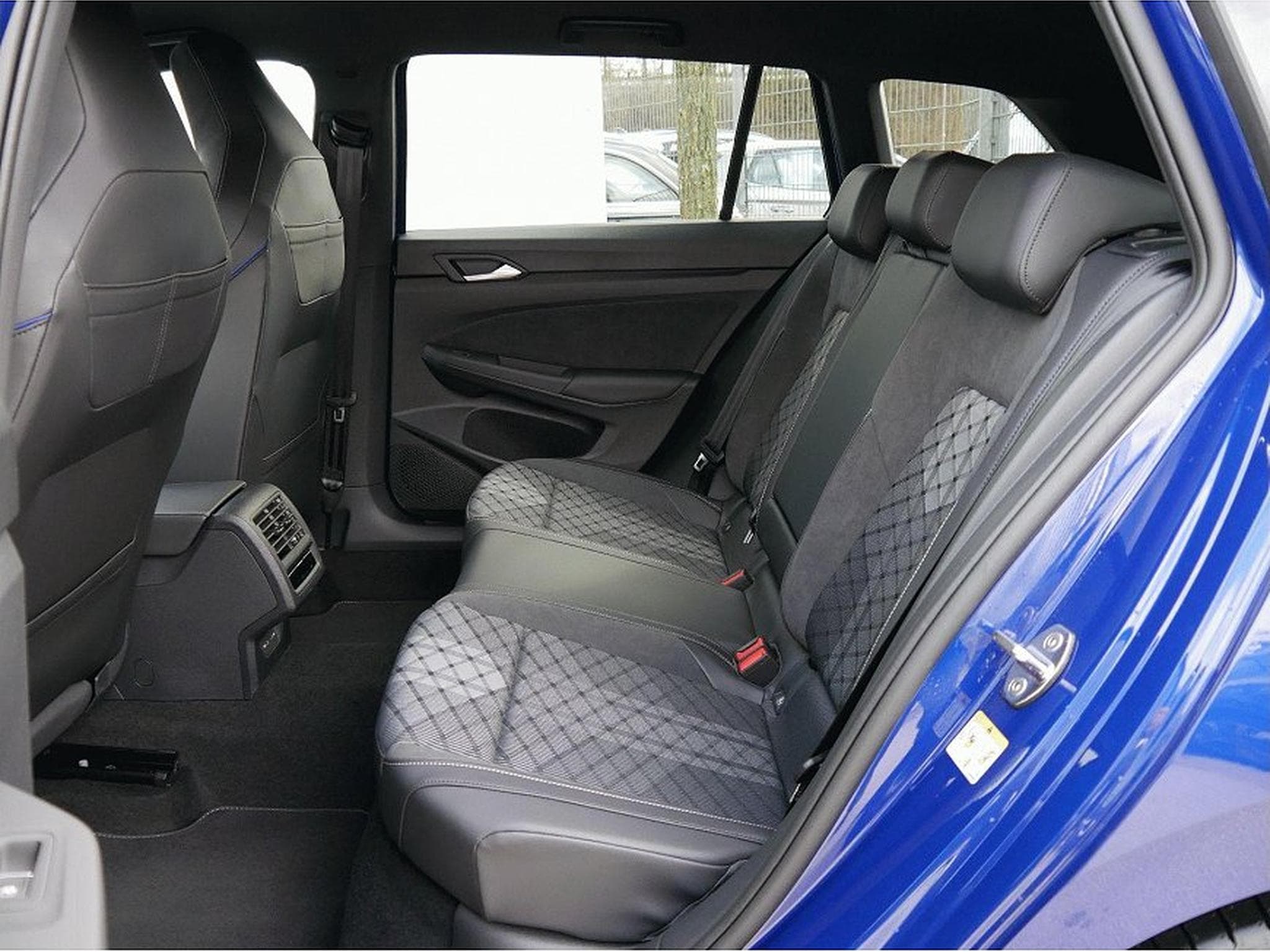 VW Golf (2026) - Photo 7