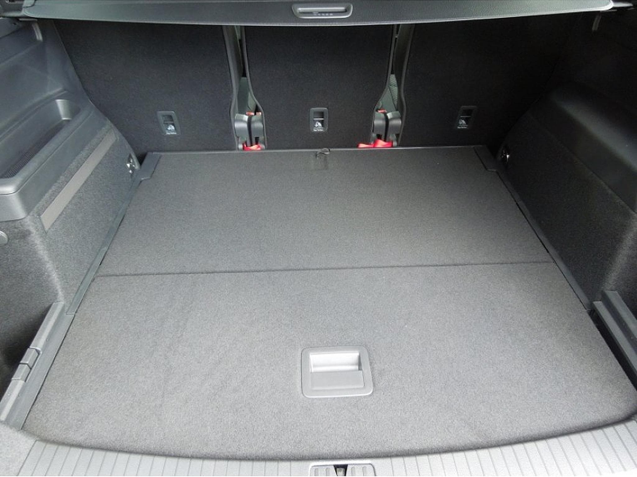 VW Touran (2026) - Foto 11