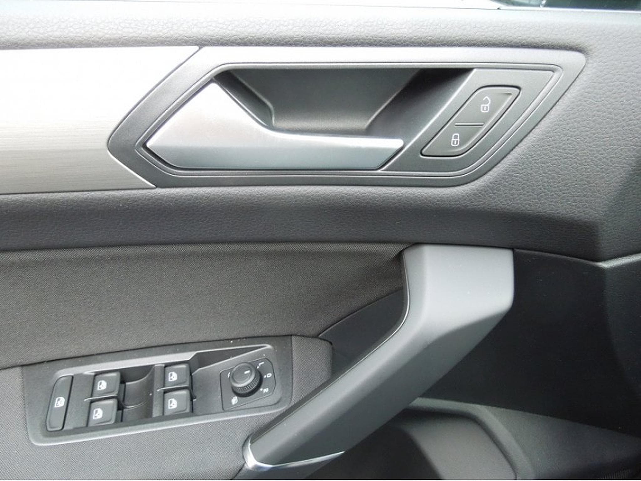 VW Touran (2026) - Foto 8