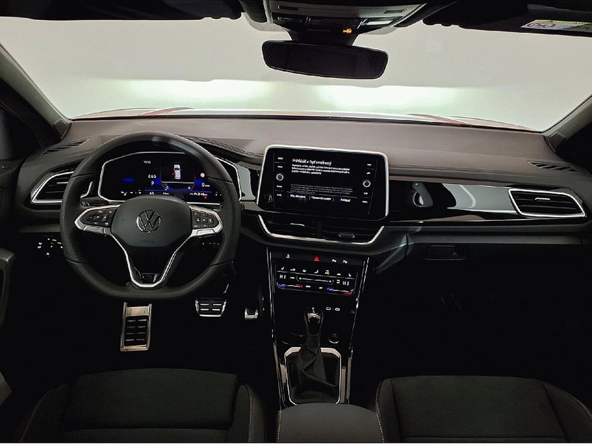 VW T-Roc (2025) - Photo 11