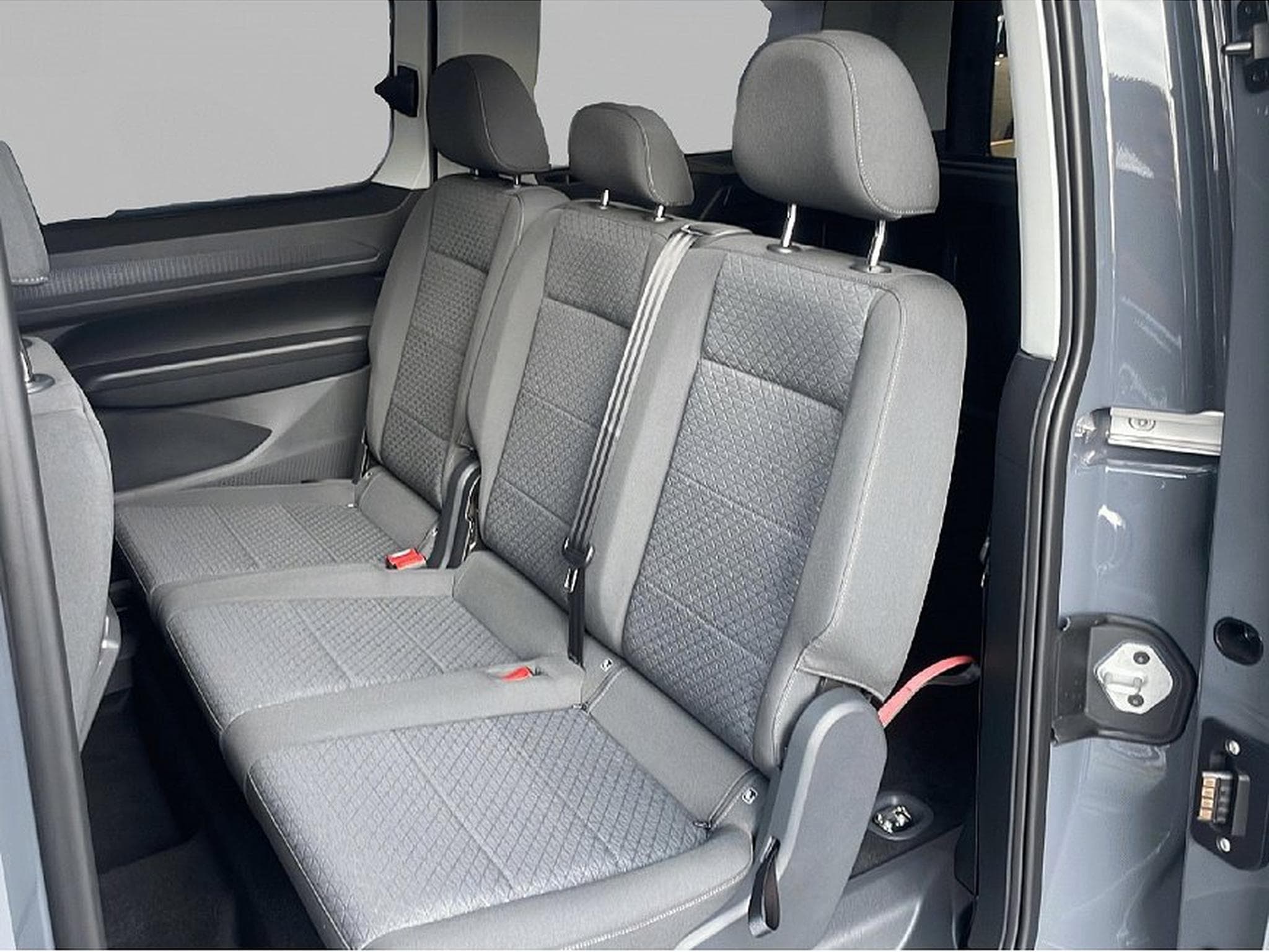 Ford Tourneo (2025) - Foto 7