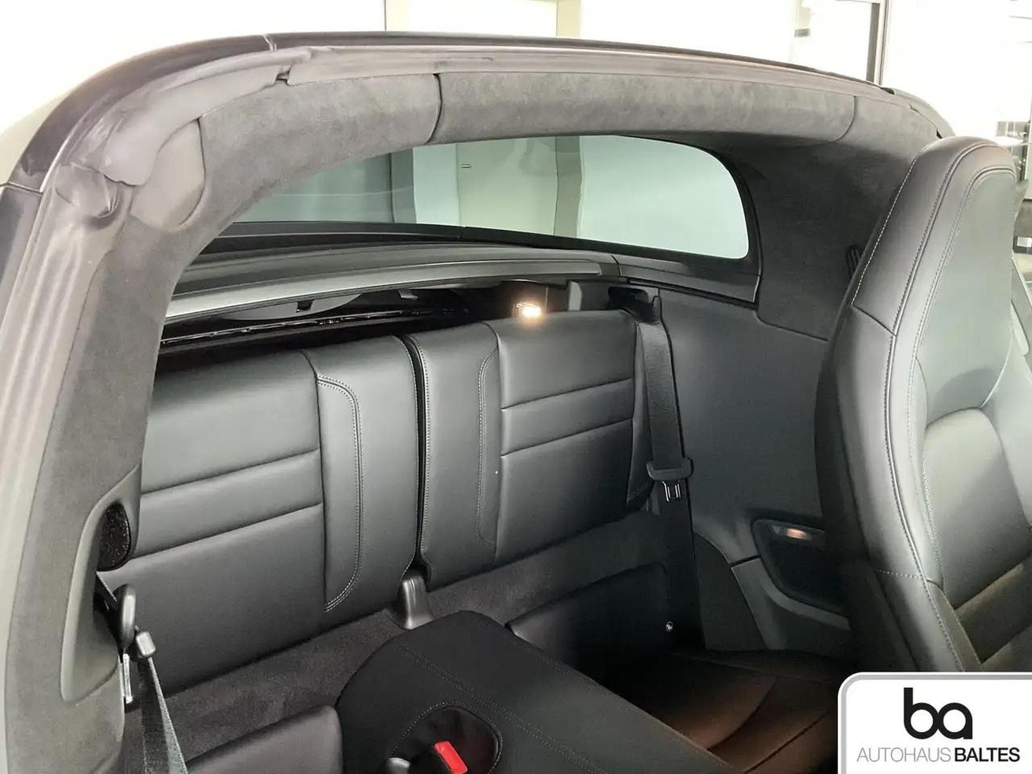 Porsche 911 (2025) - Photo 8