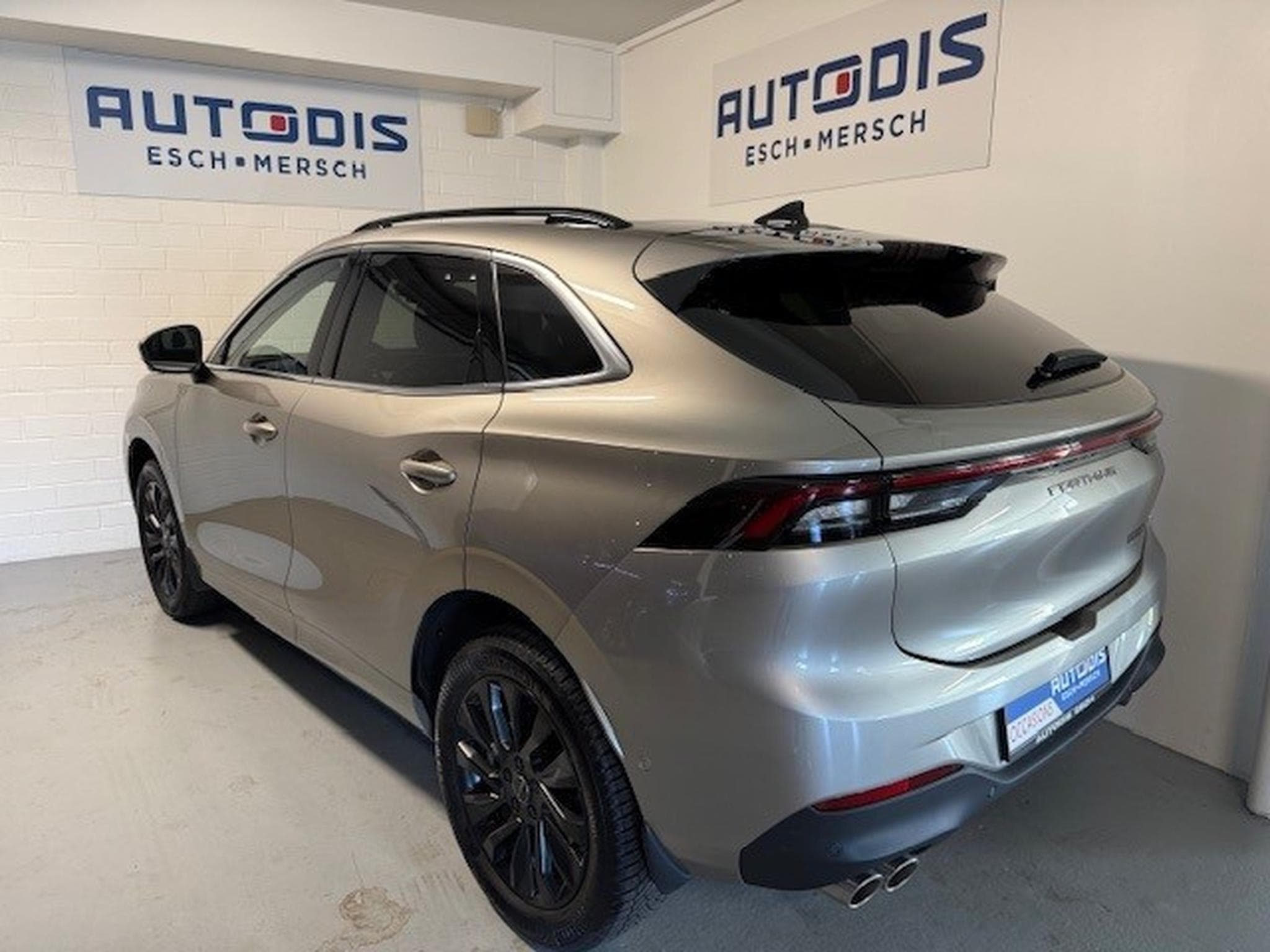 Forthing T5 EVO 1.5 T-GDI EVO-T5 PREMIUM AUTO (2023) - Photo 12