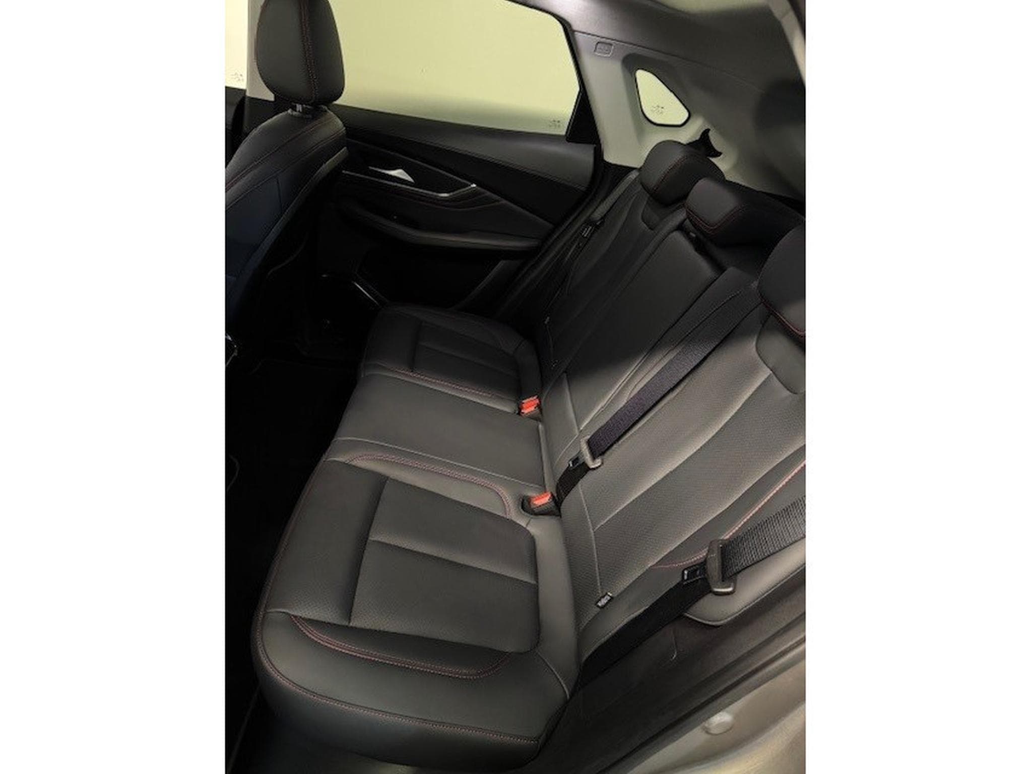 Forthing T5 EVO 1.5 T-GDI EVO-T5 PREMIUM AUTO (2023) - Photo 7