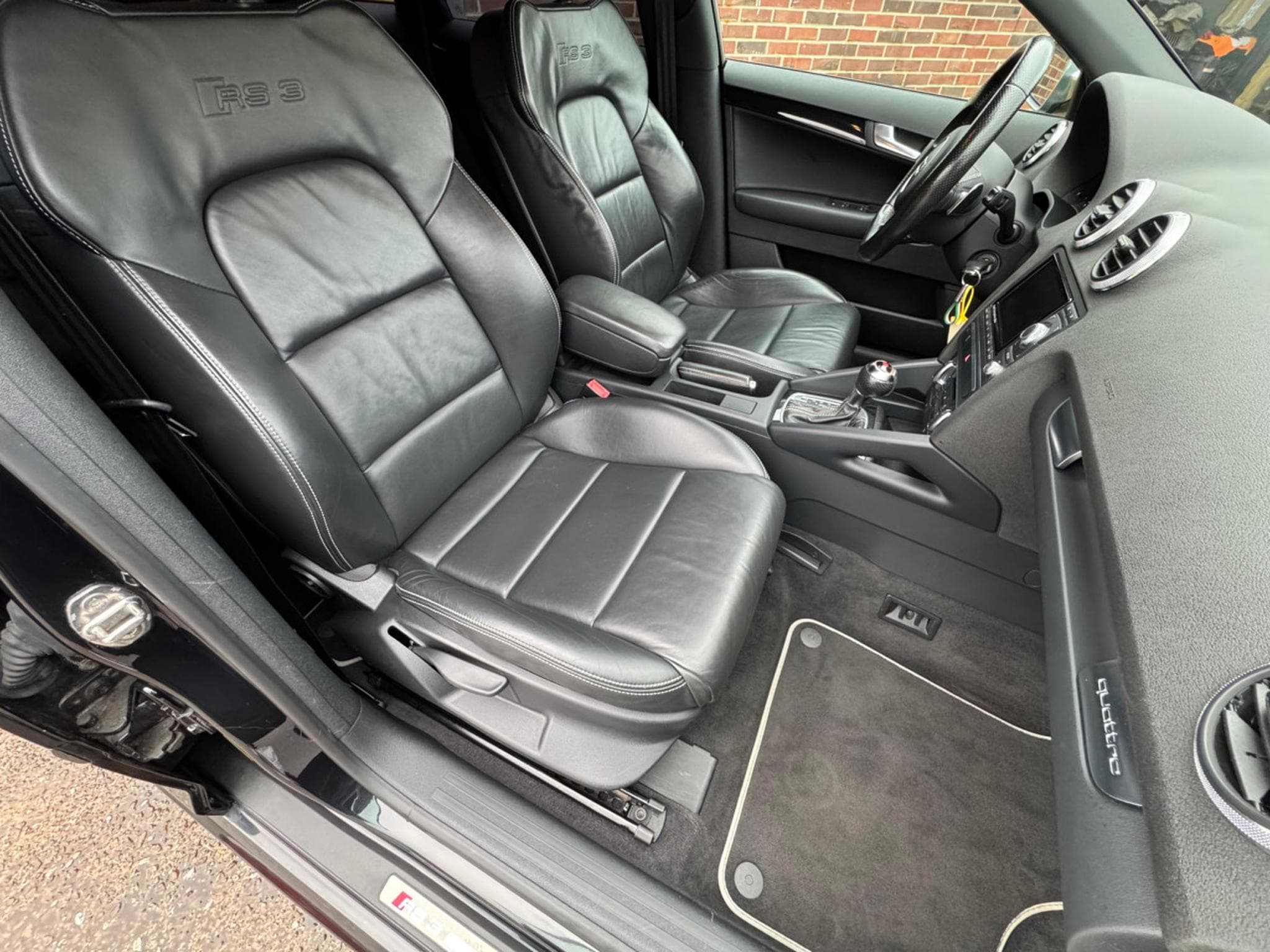 Audi RS3 2.5T 340 Quattro S-Tronic (2012) - Photo 7