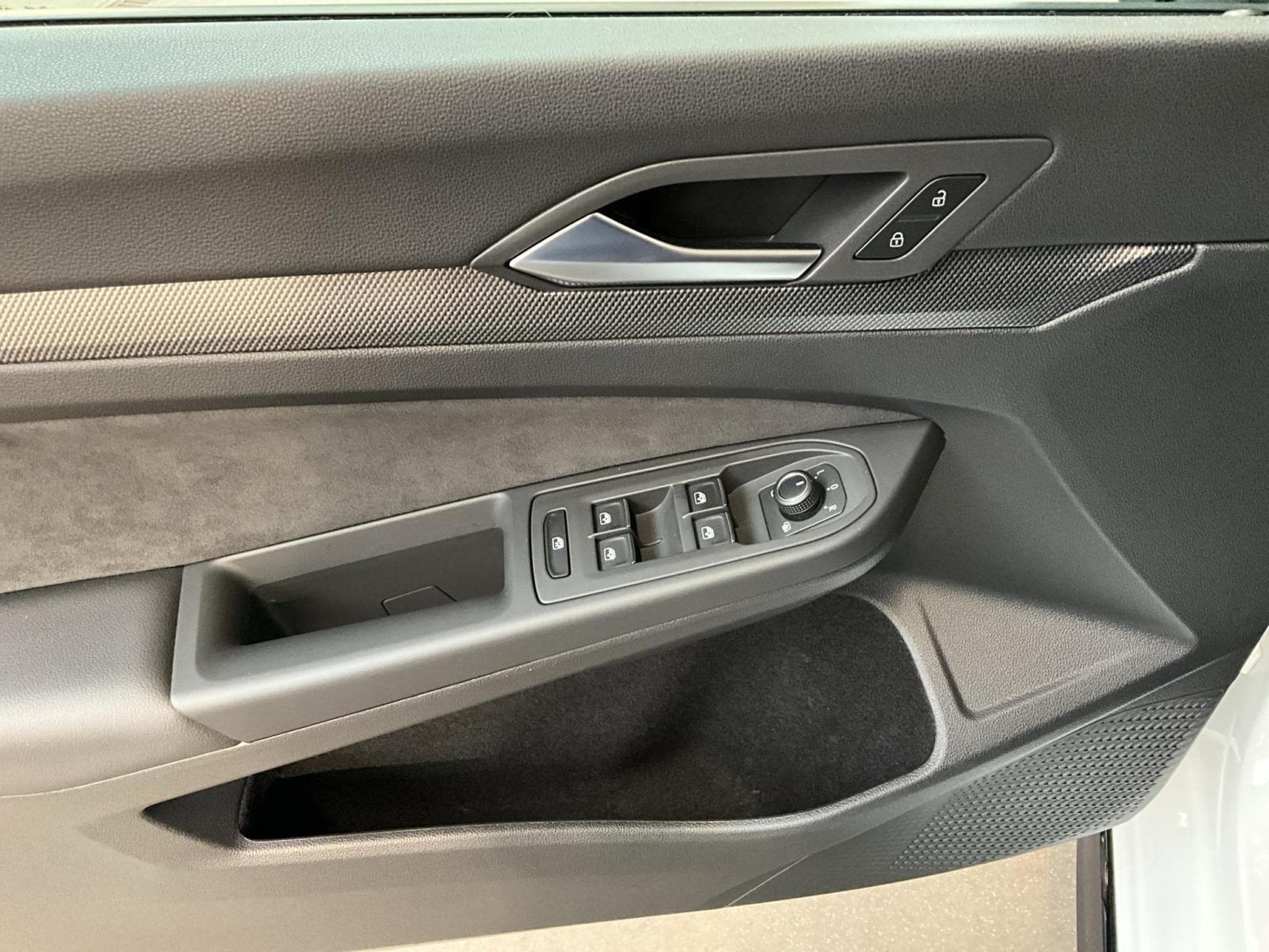 VW Golf Clubsport+DSG+Led+LM19 (2025) - Photo 14