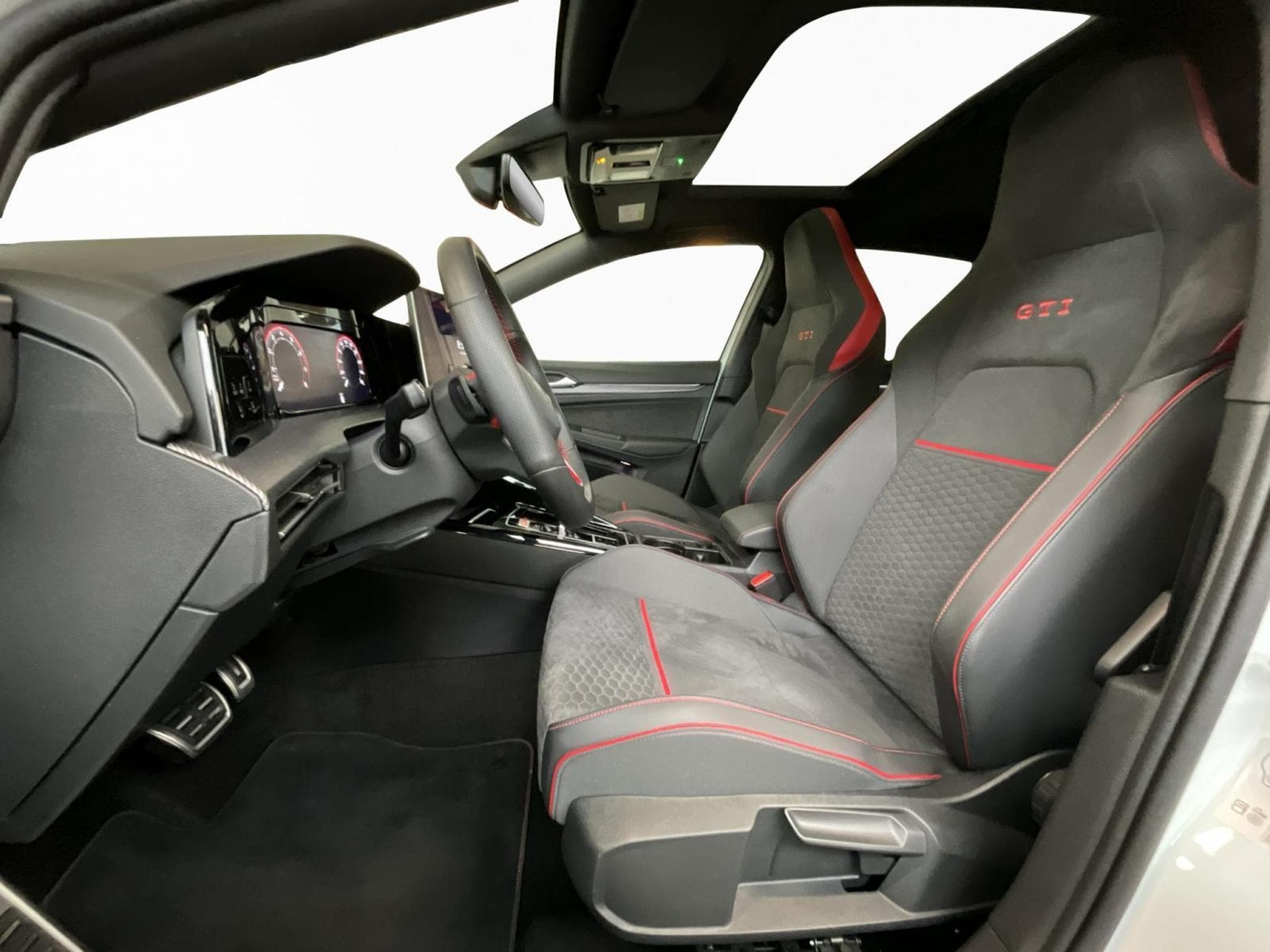 VW Golf Clubsport+DSG+Led+LM19 (2025) - Photo 9