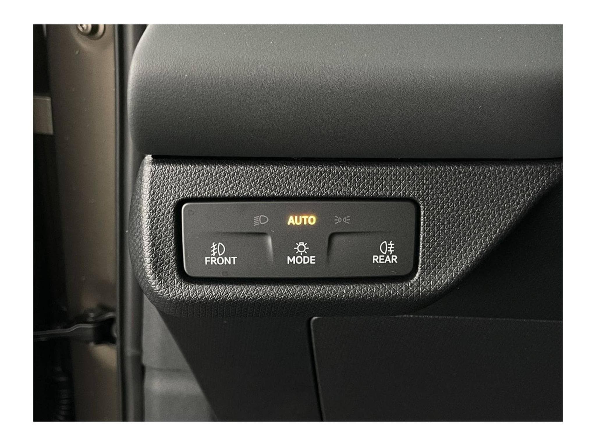 Cupra Terramar 2.0 TSI DSG 265 VZ 4Drive (2025) - Photo 17