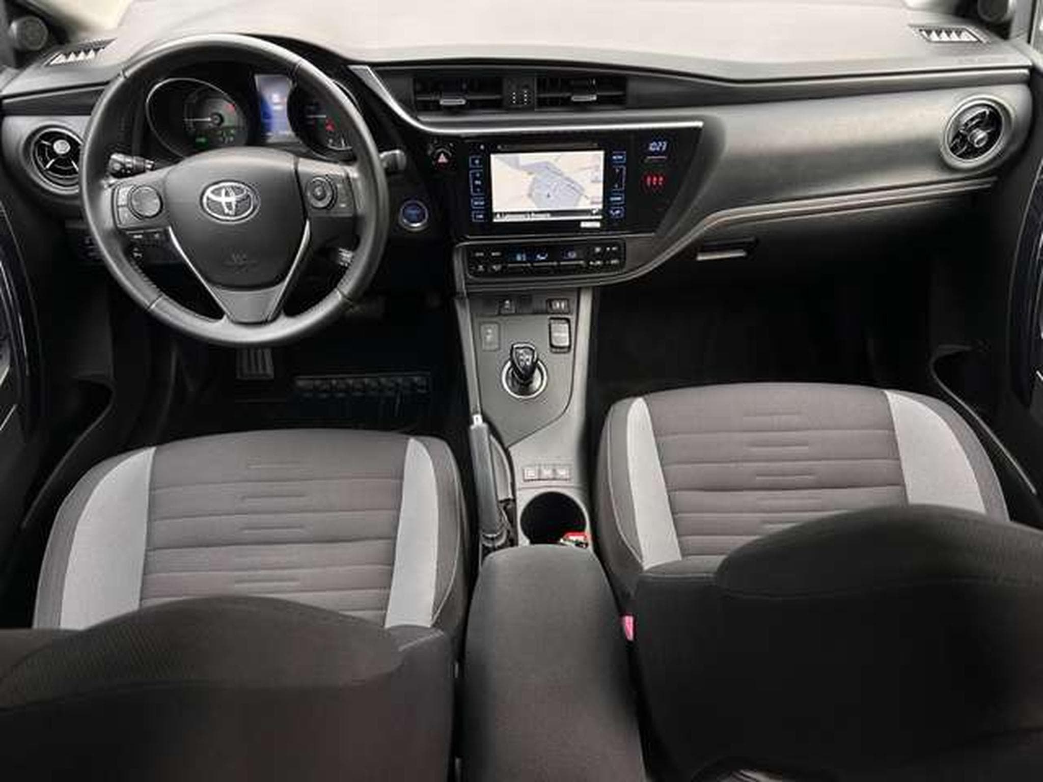 Toyota Auris 1.8 HYBRID 136 DYNAMIC (2016) - Foto 3