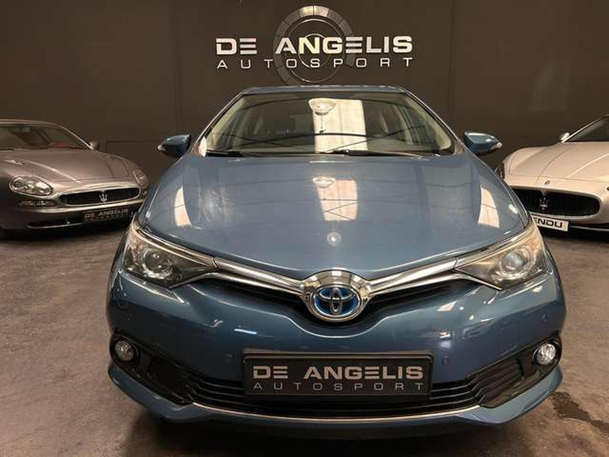 Toyota Auris 1.8 HYBRID 136 DYNAMIC (2016) - Foto 4