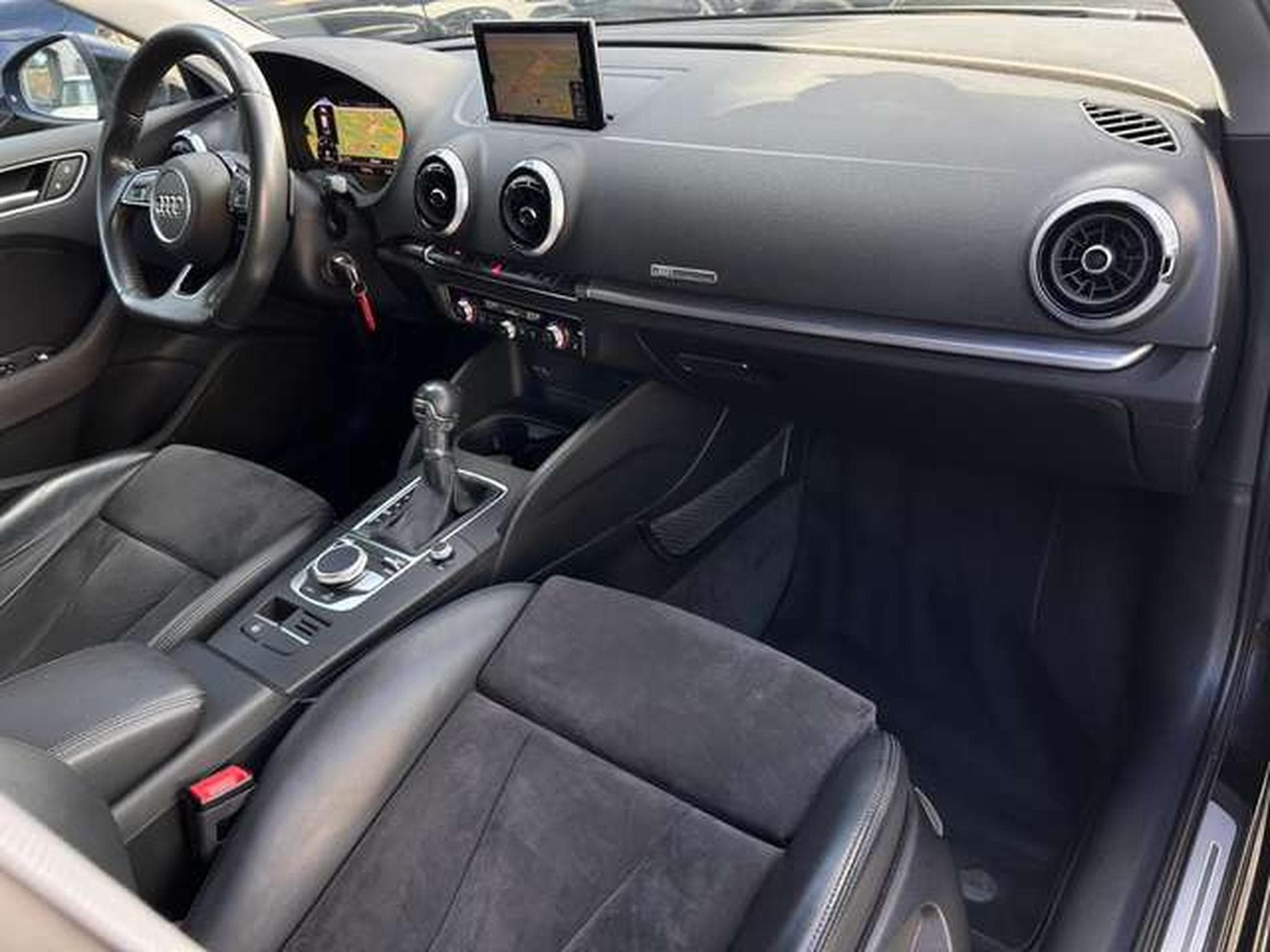 Audi A3 2.0 TDI 150 STRONIC S LINE (2018) - Foto 15