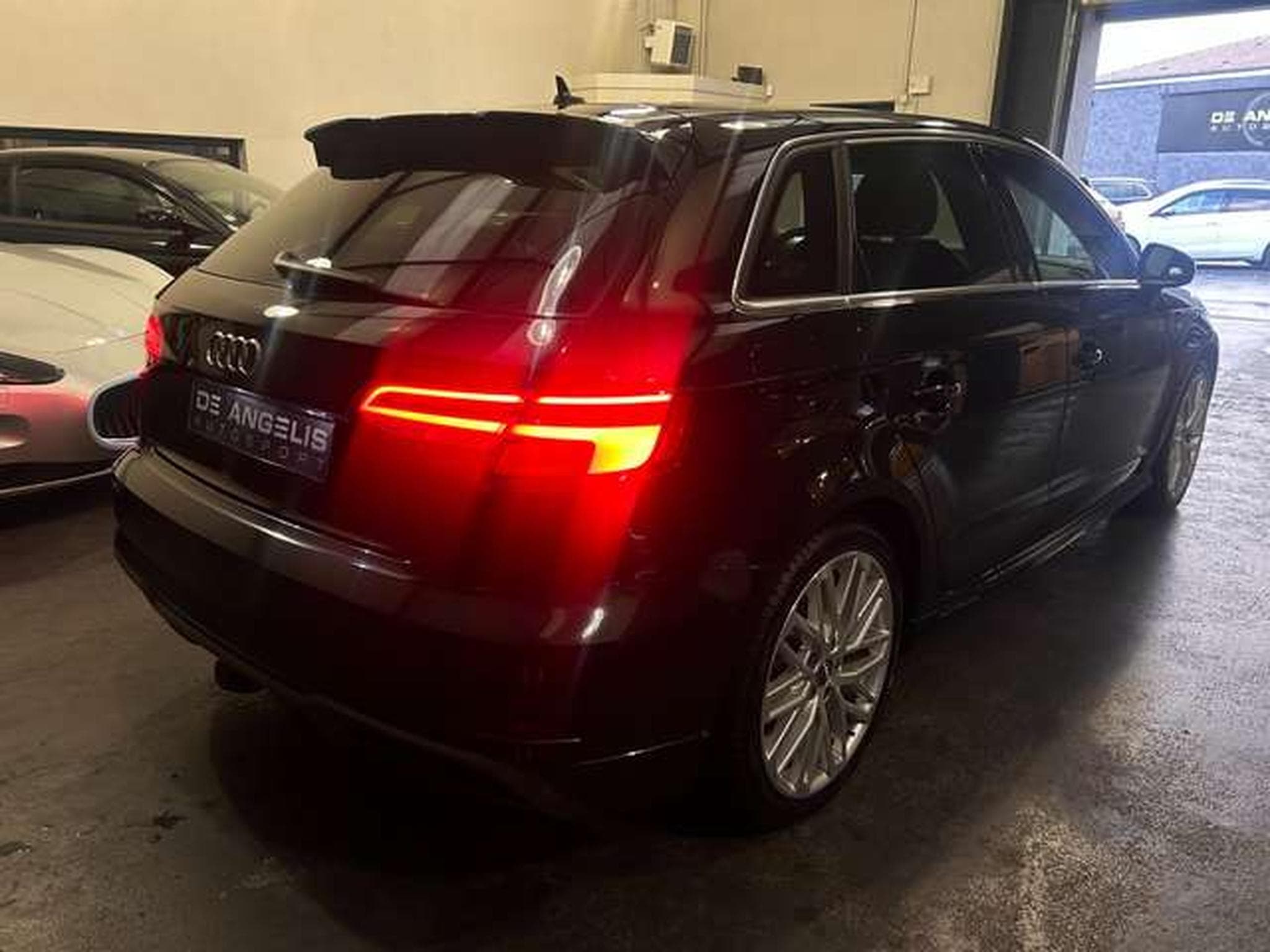 Audi A3 2.0 TDI 150 STRONIC S LINE (2018) - Foto 5