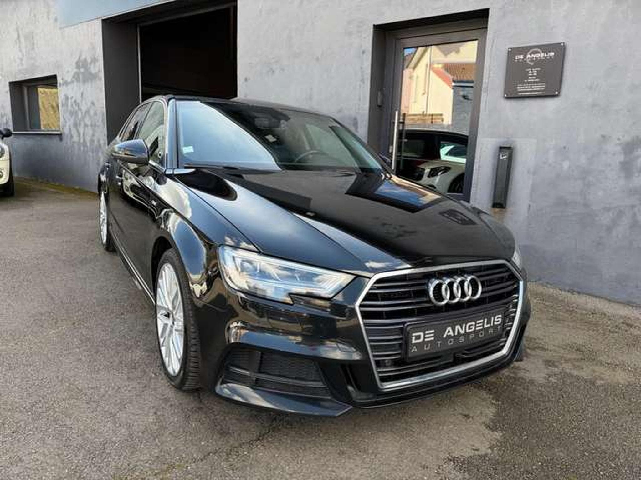 Audi A3 2.0 TDI 150 STRONIC S LINE (2018) - Foto 9
