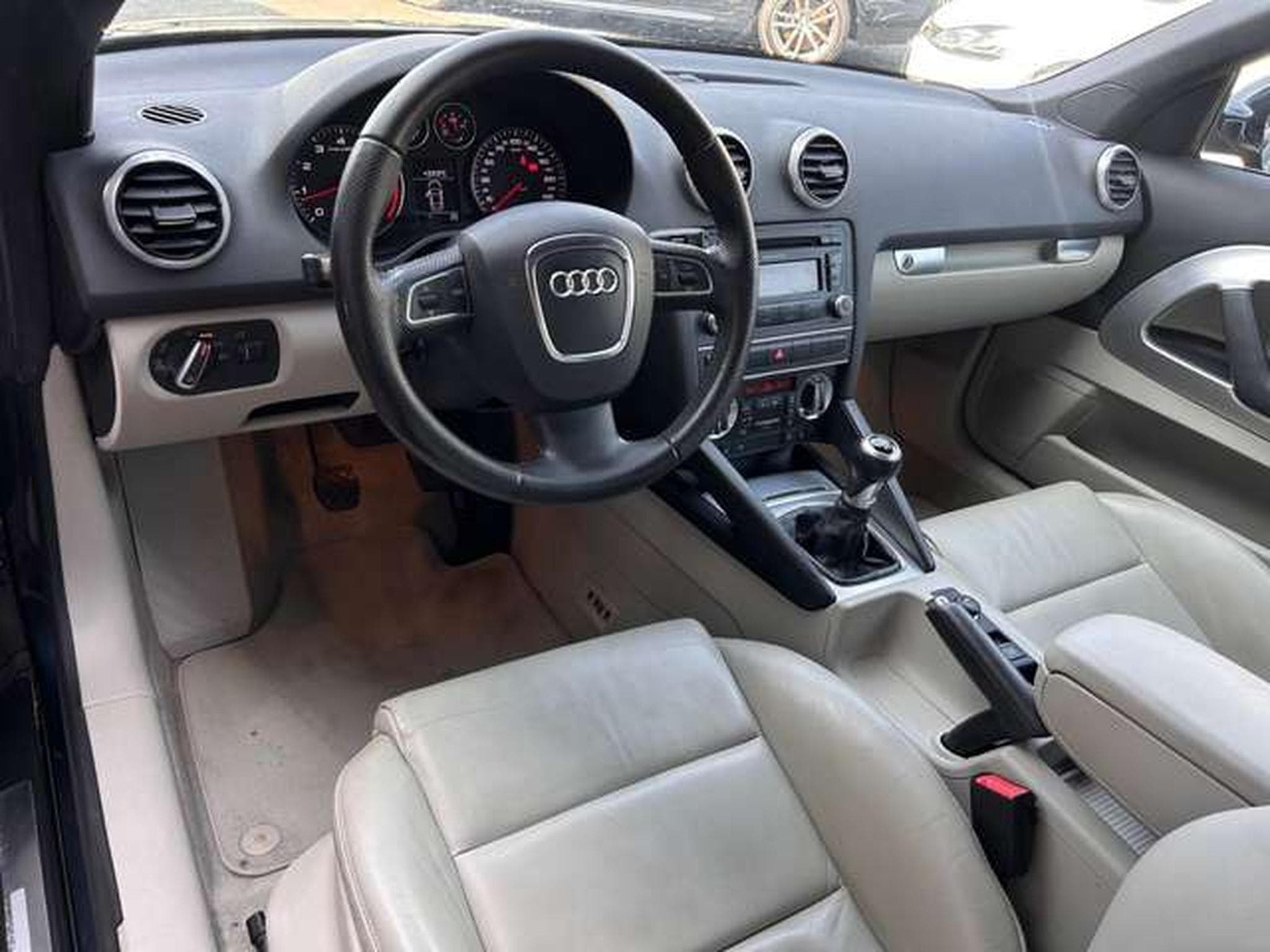 Audi Cabriolet AMBITION LUXE (2012) - Foto 12