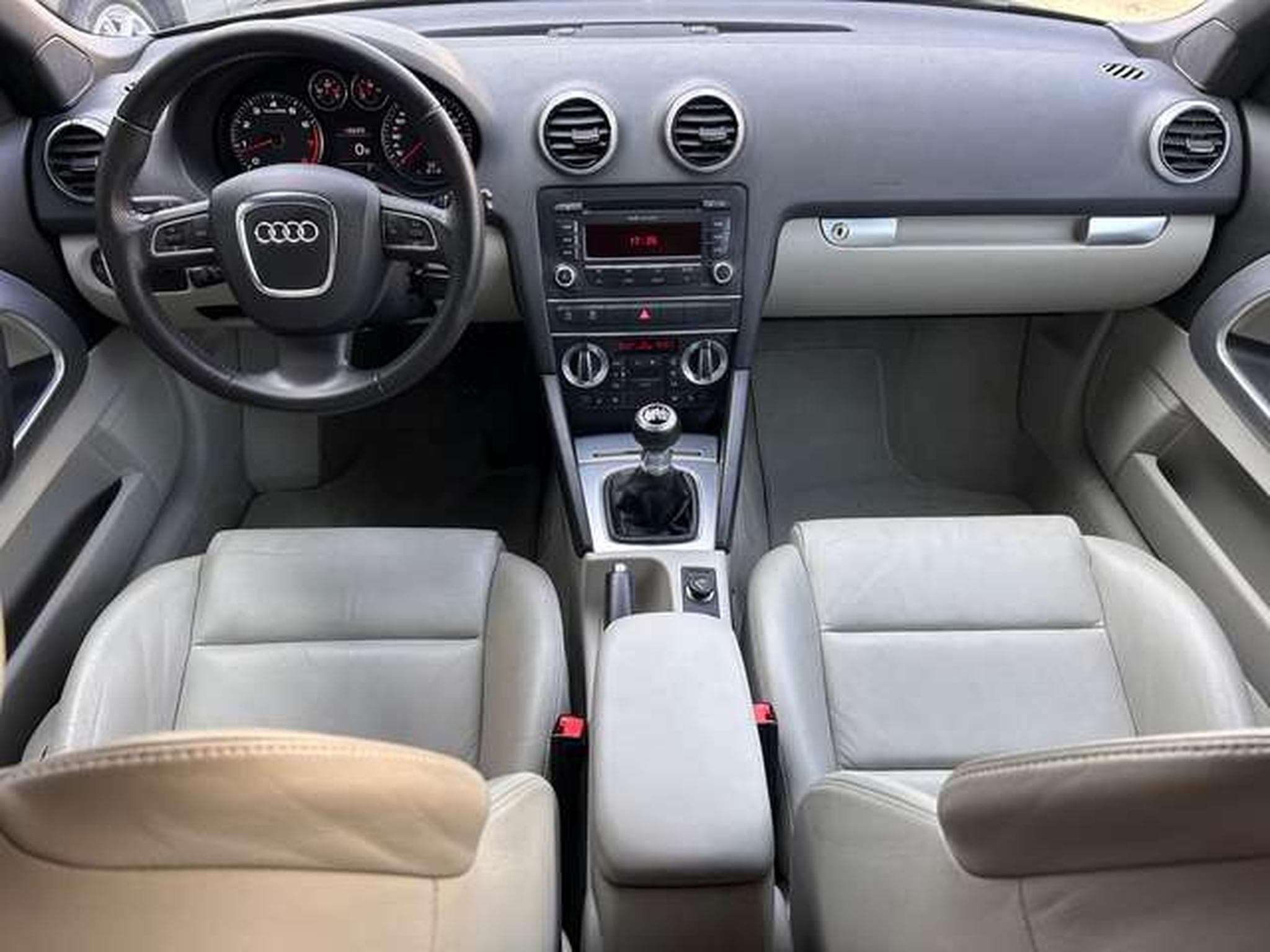 Audi Cabriolet AMBITION LUXE (2012) - Foto 3