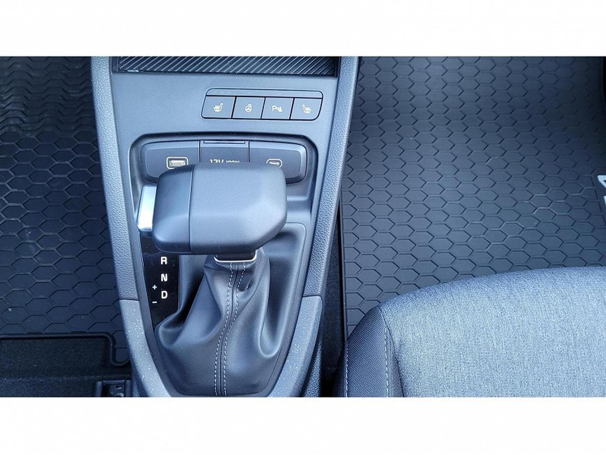 Kia Stonic (2026) - Foto 11