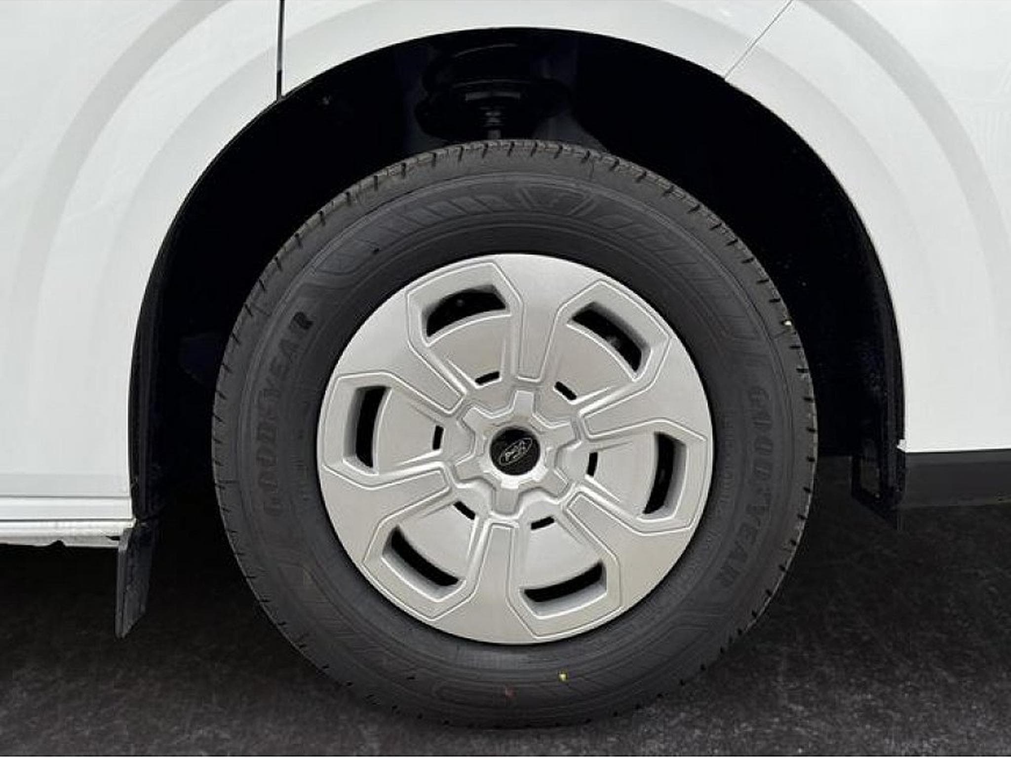 Ford Transit (2025) - Photo 7