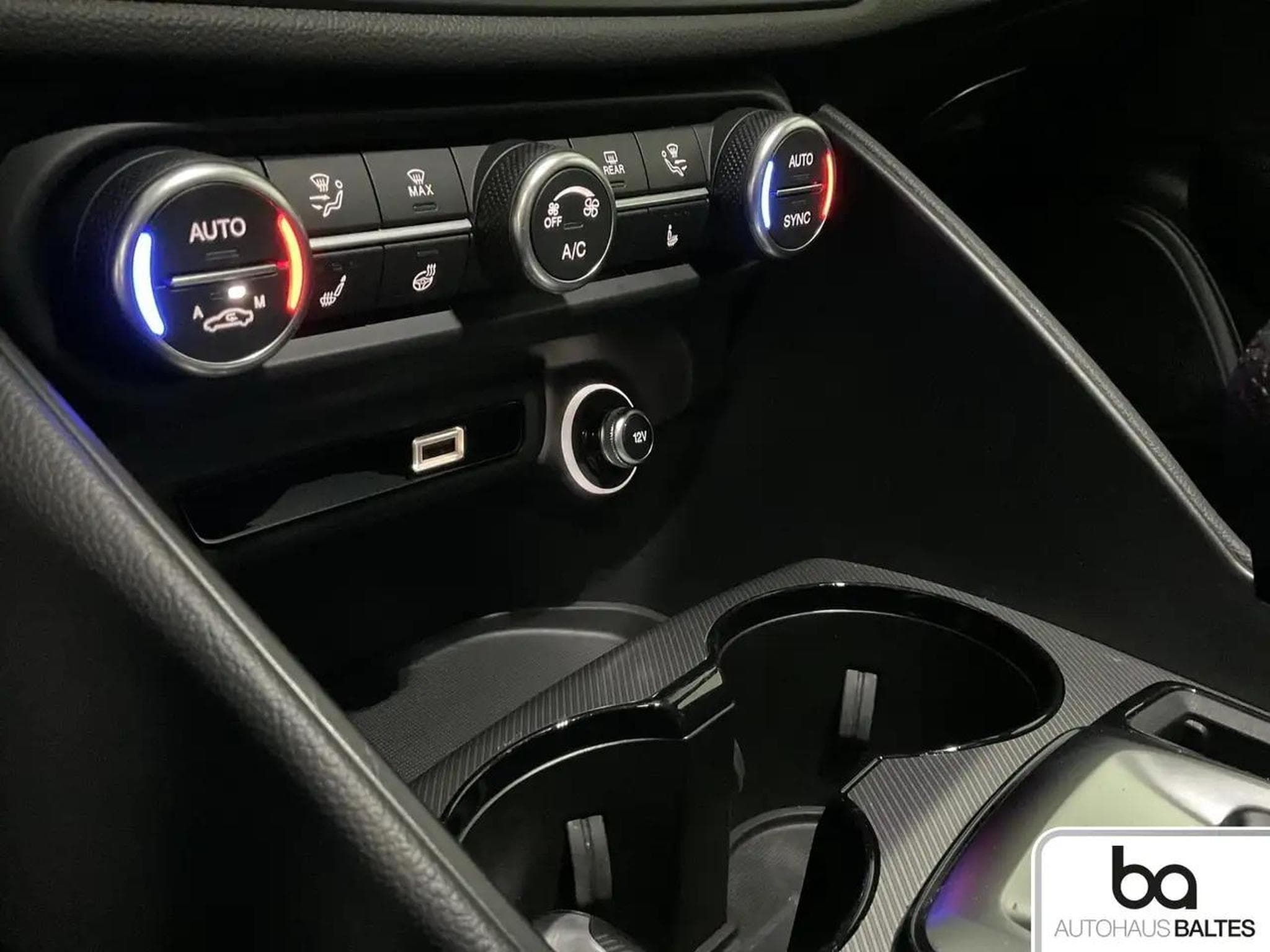 Alfa-Romeo Giulia (2025) - Photo 10