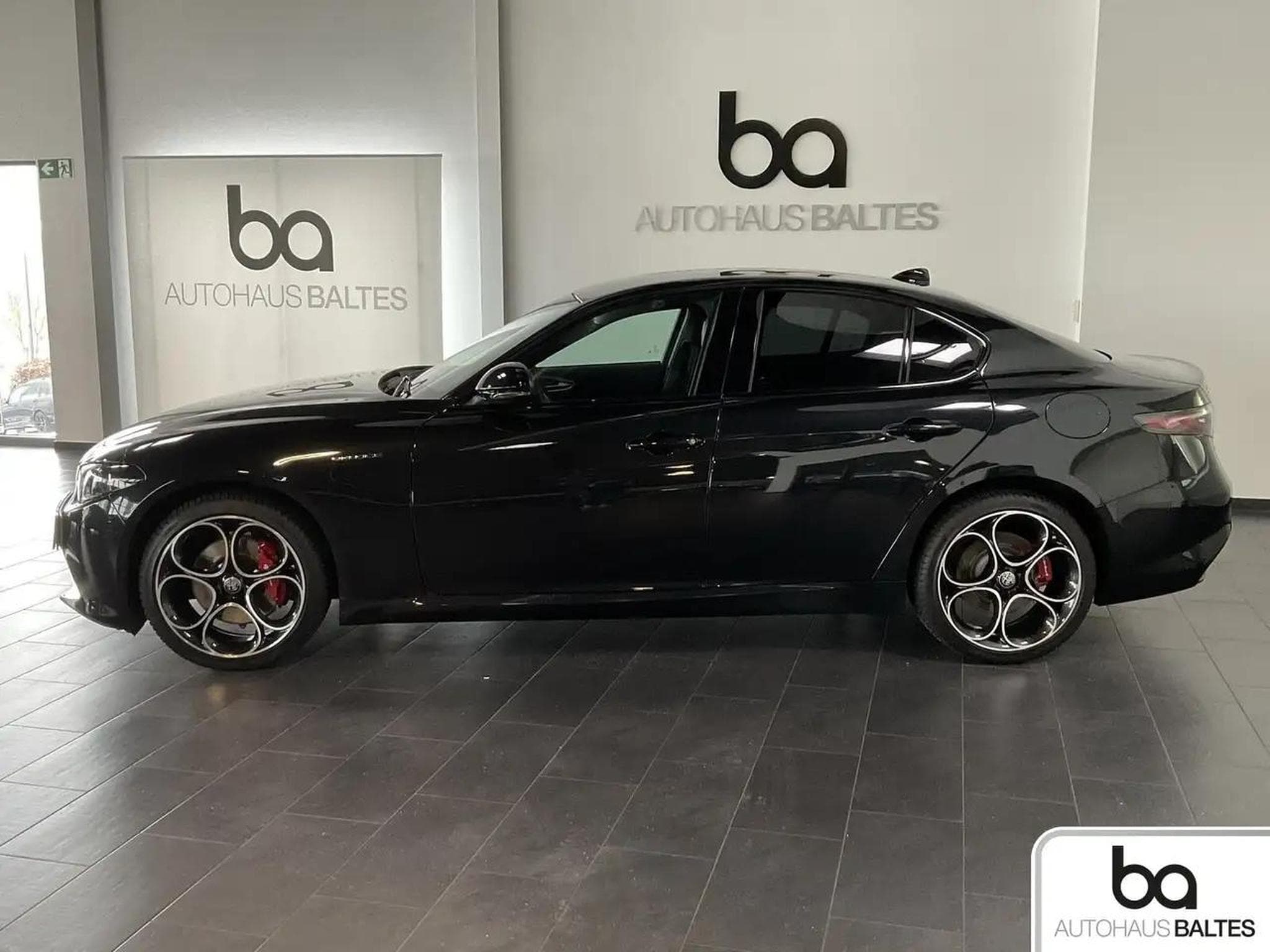 Alfa-Romeo Giulia (2025) - Photo 3