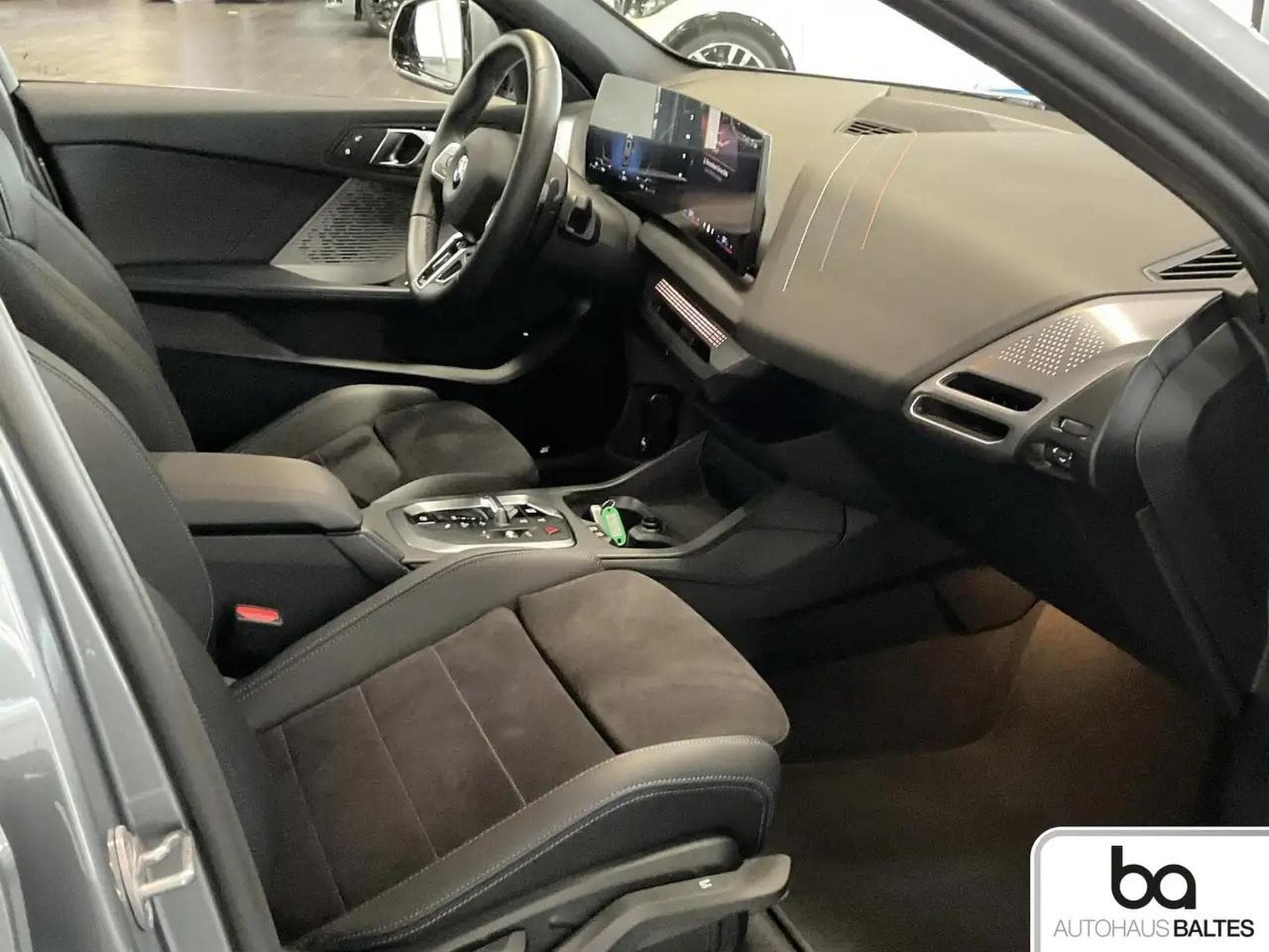 BMW 120 (2025) - Photo 6