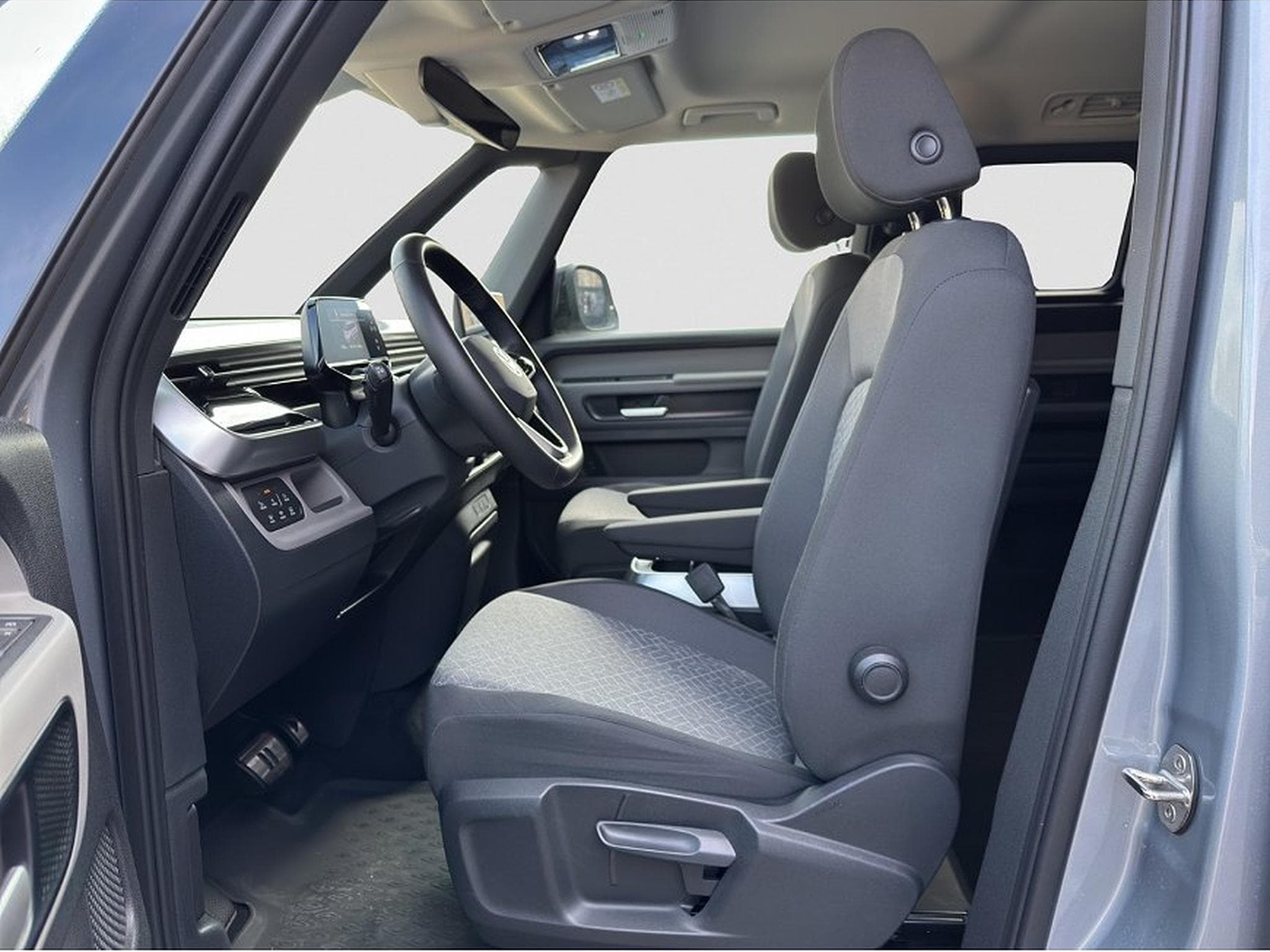 VW ID.Buzz (2025) - Photo 11