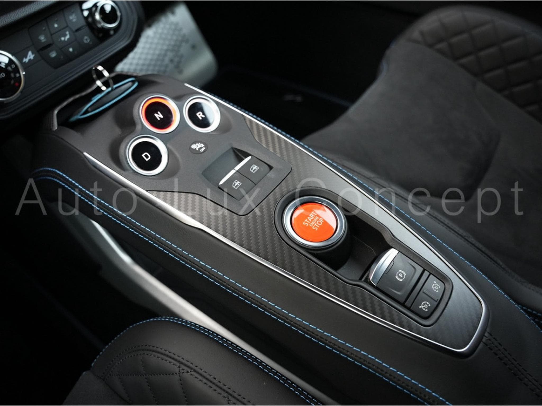 Alpine A110 Première Édition N° 629 / 1955 (2018) - Photo 19