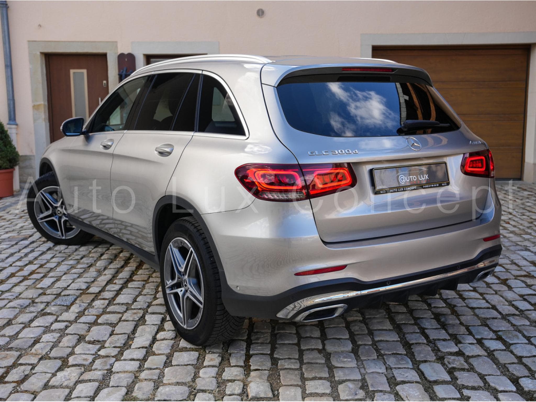 Mercedes GLC 300 d 4MATIC AMG Line (2021) - Photo 4