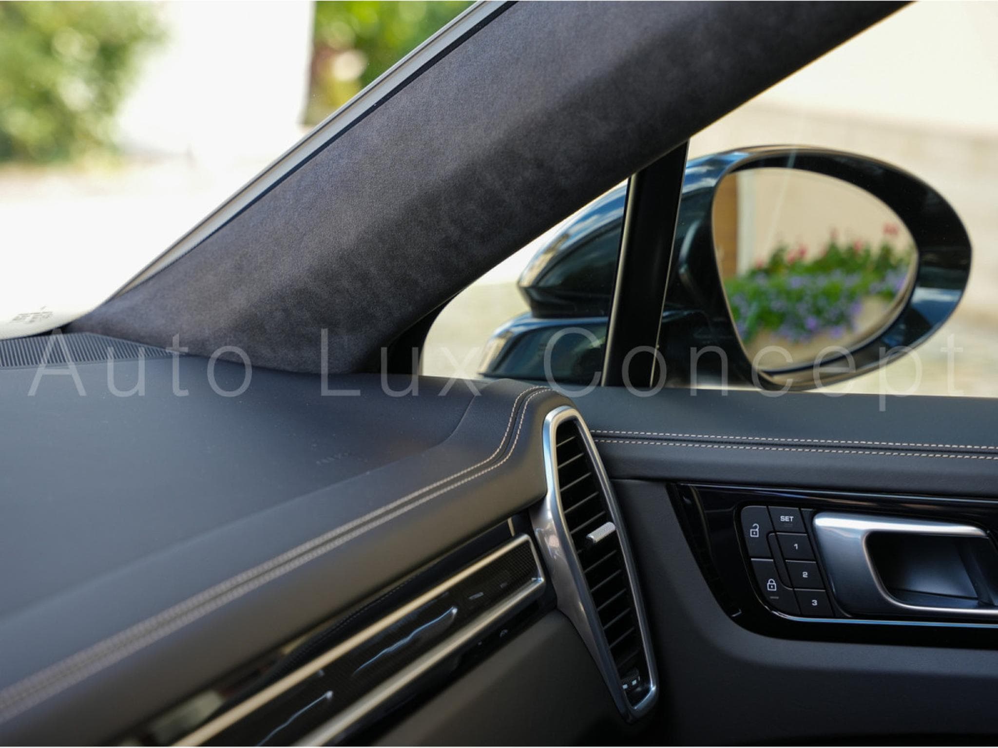 Porsche Cayenne Turbo Coupé (2022) - Photo 25