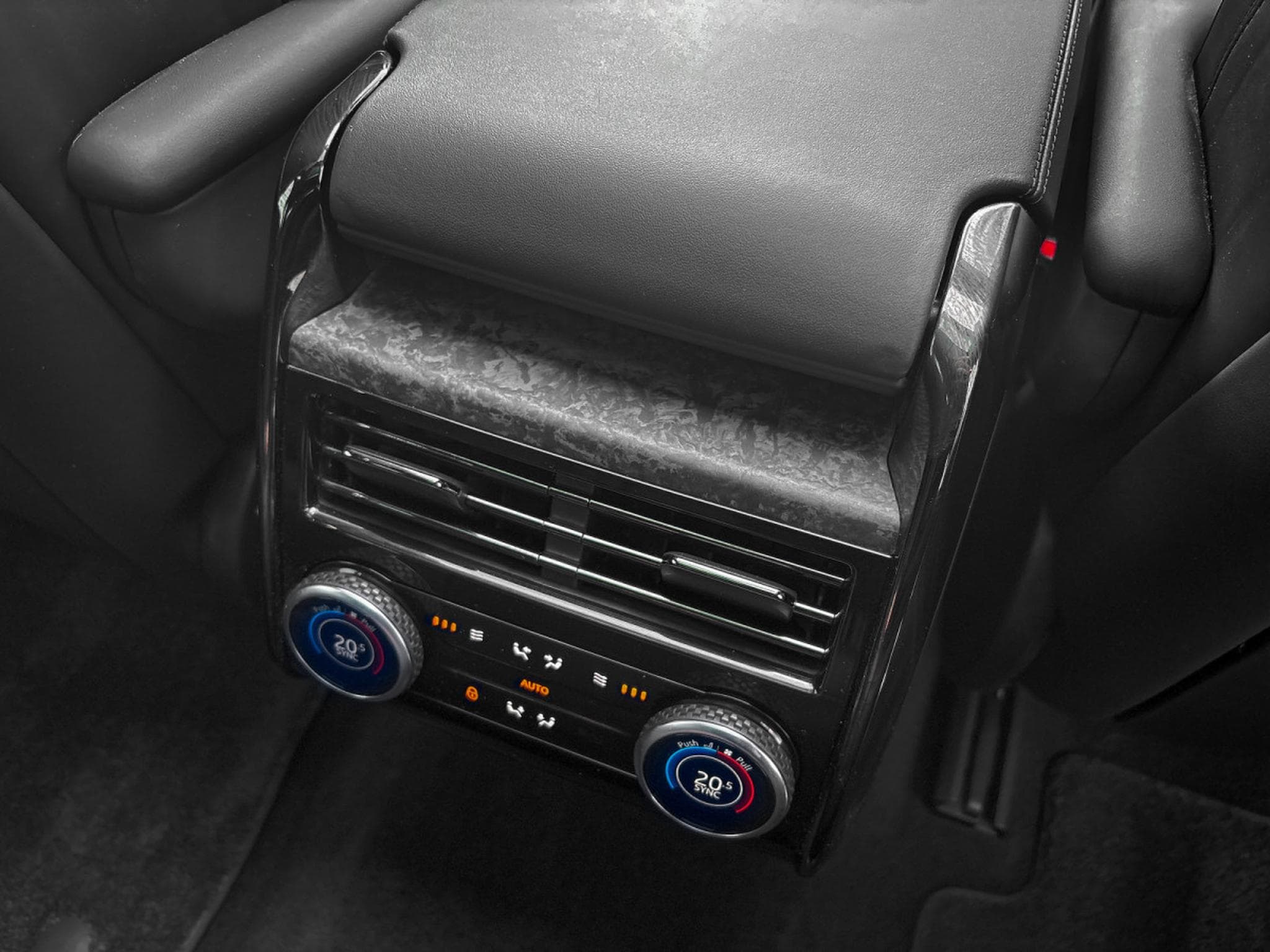 Land-Rover Range Rover Sport P510e FIRST EDITION/ CARBON/VOLL (2024) - Photo 16