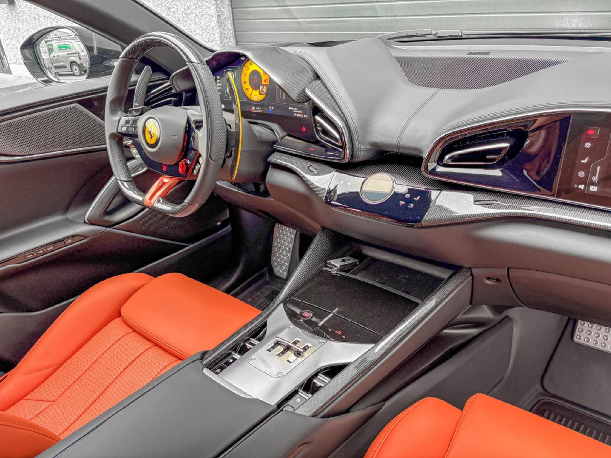 Ferrari Purosangue V12/NO VAT/NERO PUROSANGUE/CARBON/FULL (2024) - Photo 20