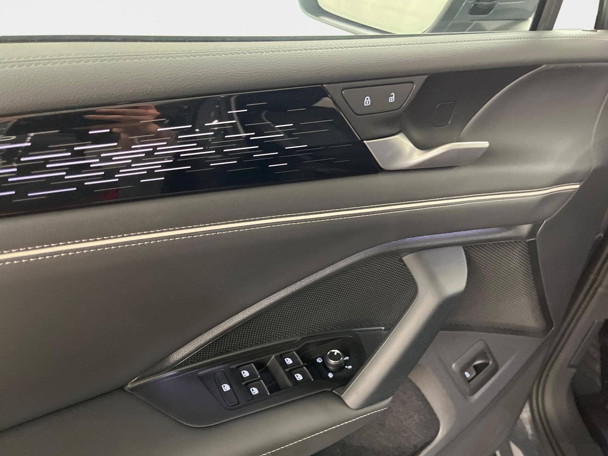 VW Tiguan Style (2026) - Foto 18