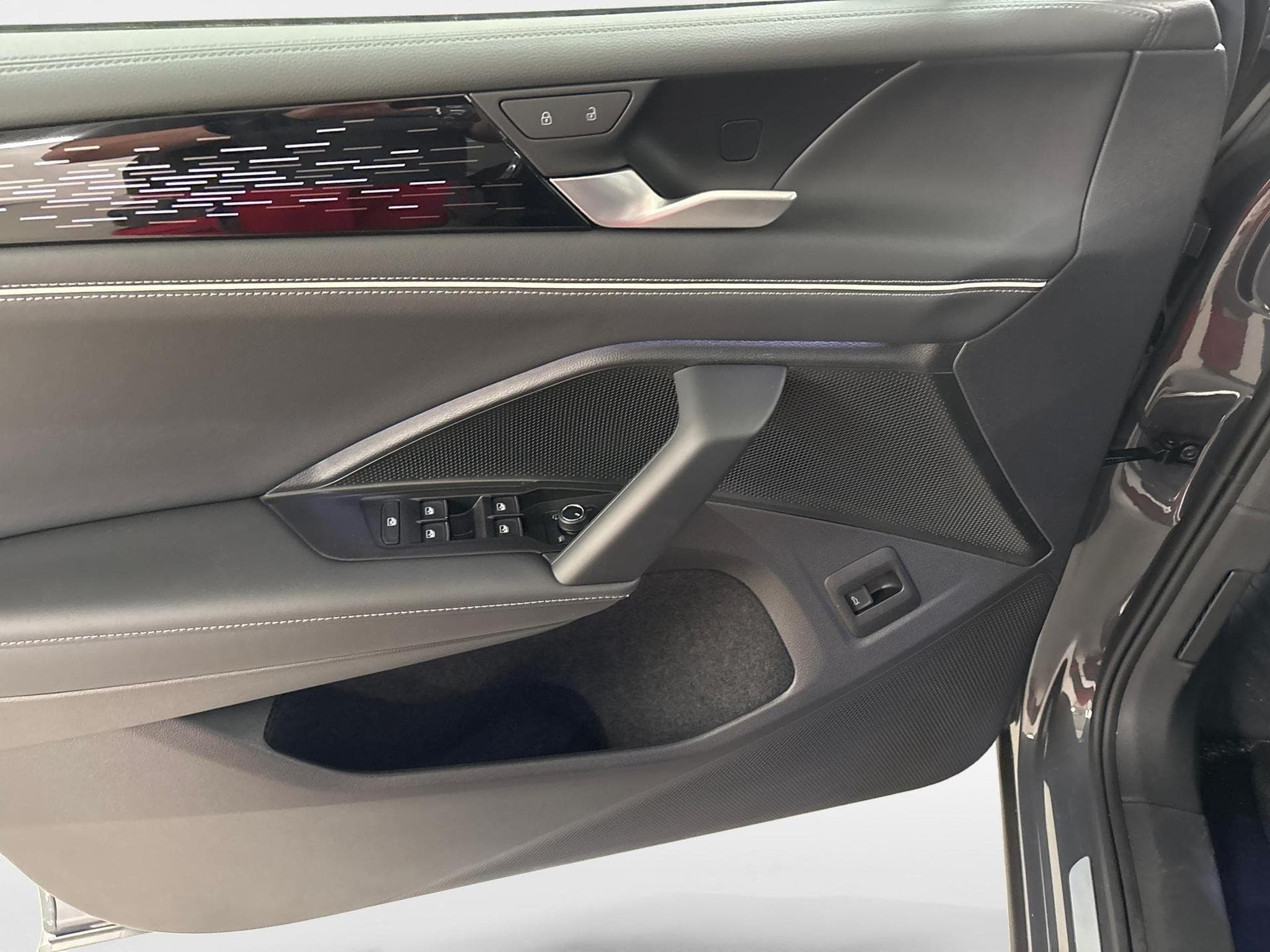 VW Tiguan Style (2026) - Foto 18