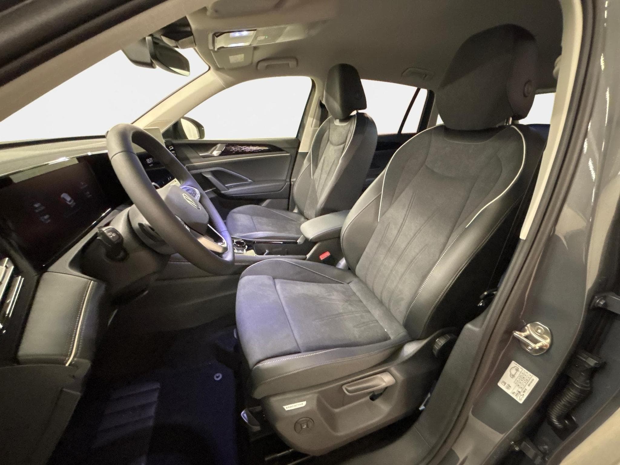 VW Tiguan Style (2026) - Foto 19