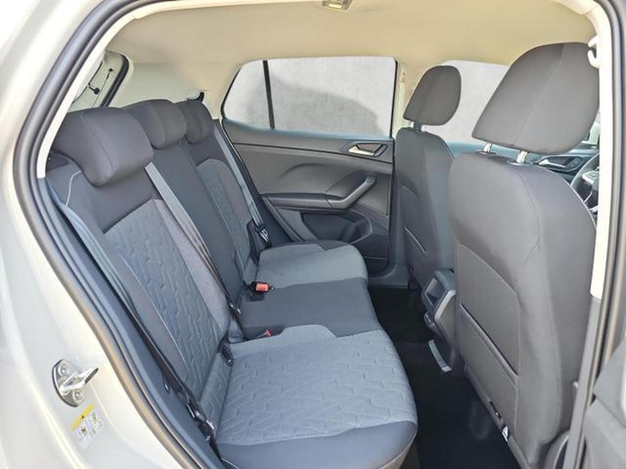 VW T-Cross 1.0 TSI 85 kW Life (2026) - Photo 13