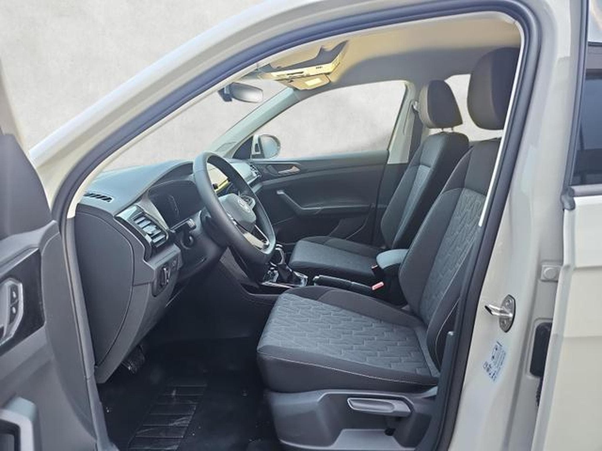 VW T-Cross 1.0 TSI 85 kW Life (2026) - Photo 9