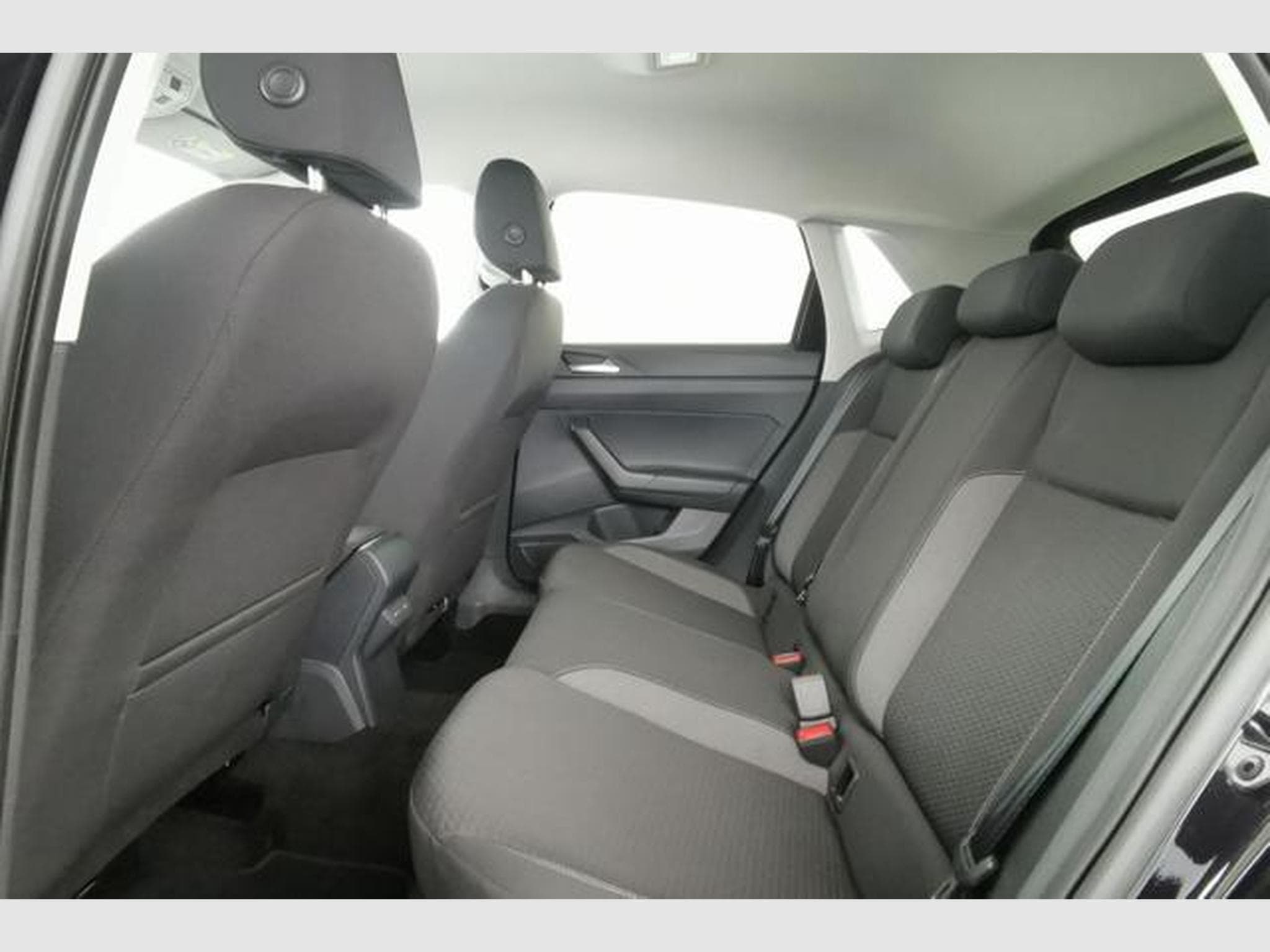 VW Polo LIFE (2025) - Photo 11